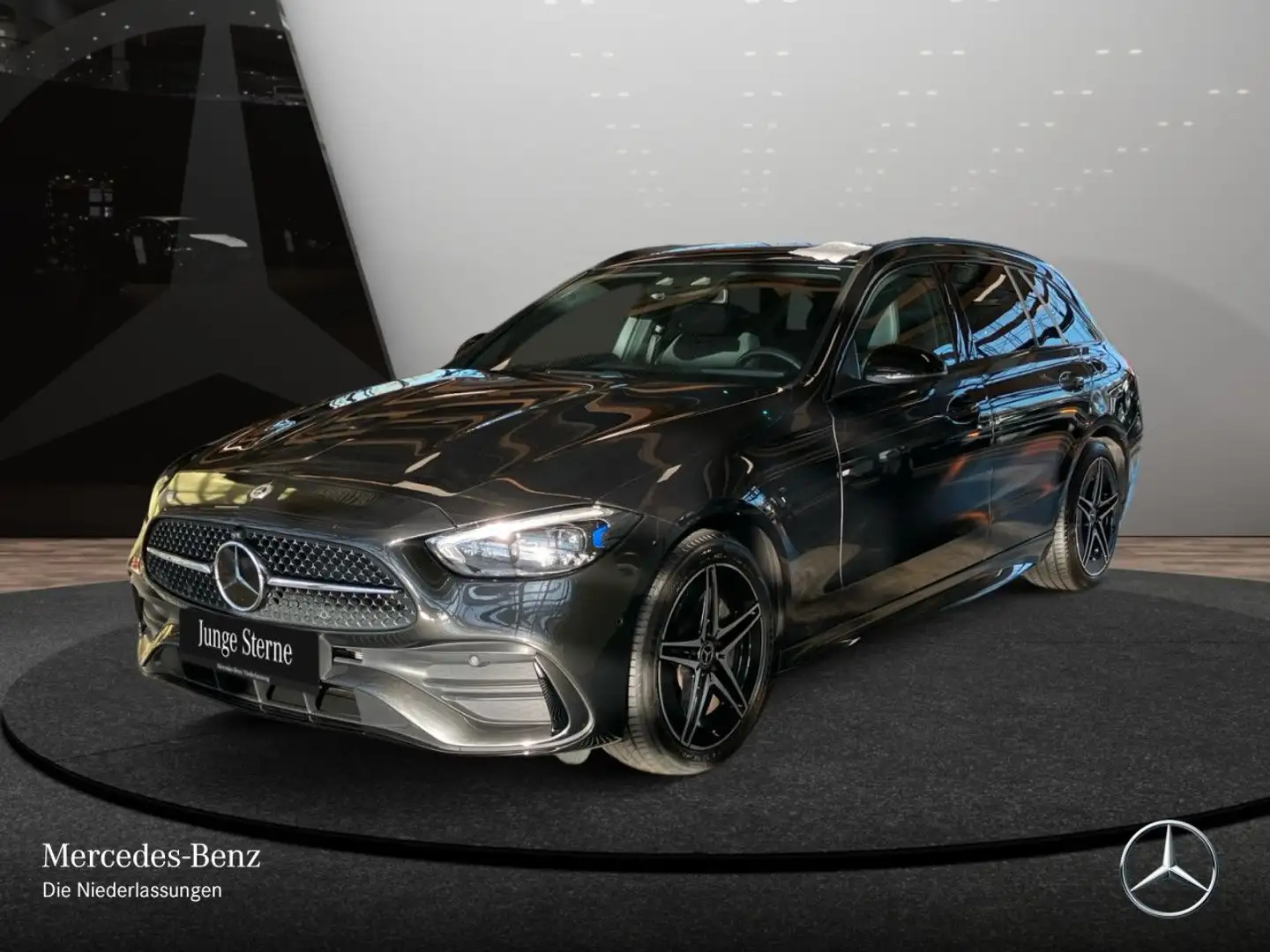 Mercedes-Benz C 300 e T AMG+NIGHT+PANO+360+KEYLESS+9G Grau - 2