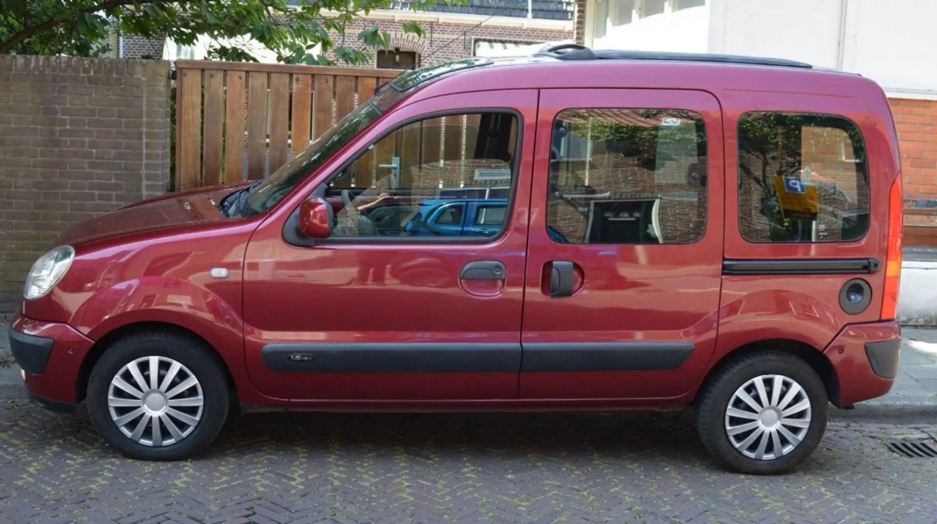 Renault Kangoo 1.6-16v ROLSTOELAUTO PANORAMADAK AIRCO KNIELSYS Rood - 2
