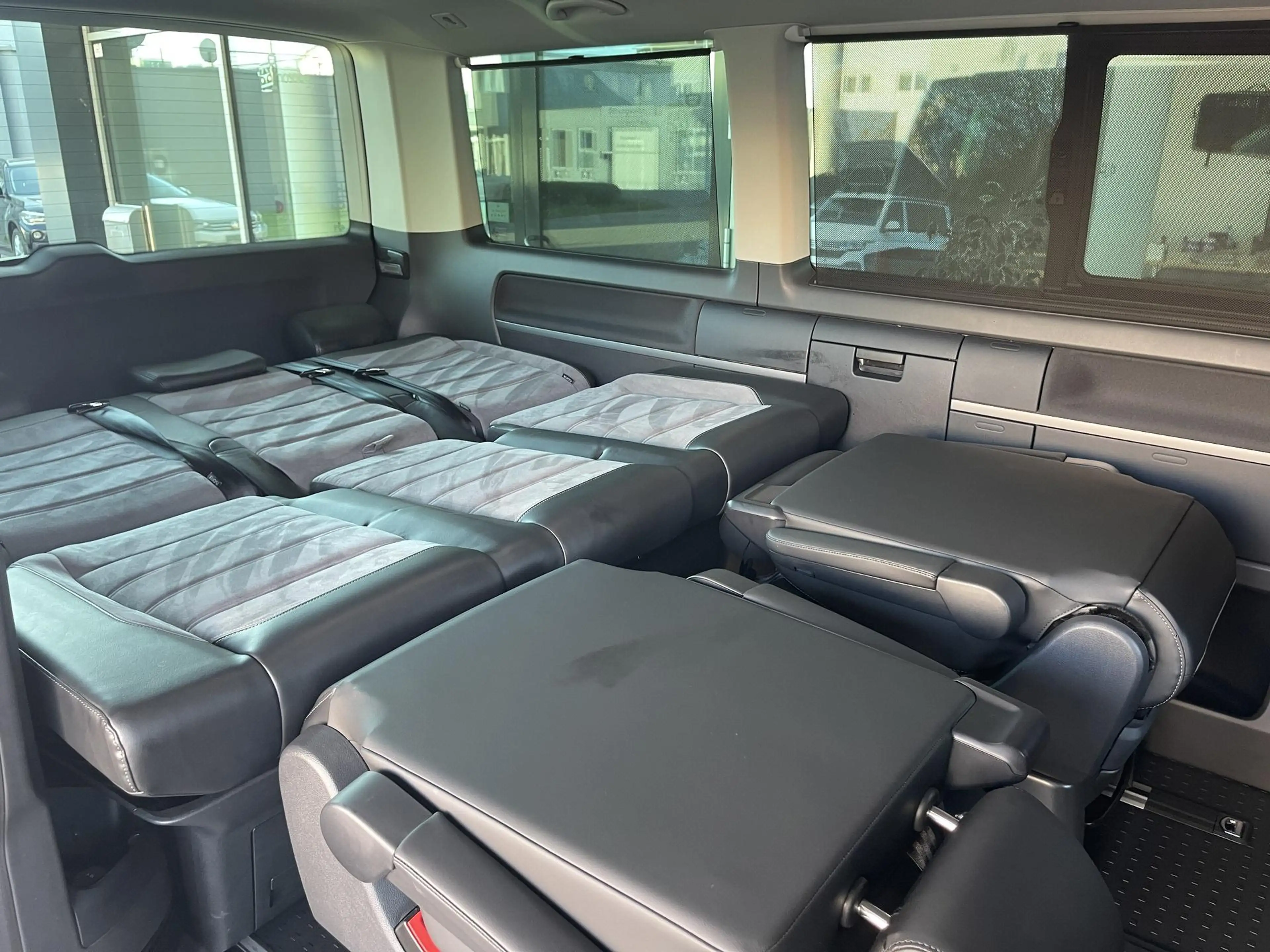 Volkswagen T6.1 Multivan T6.1 Multivan Generation Six 4 Motion AHK, Kamera — photo 14