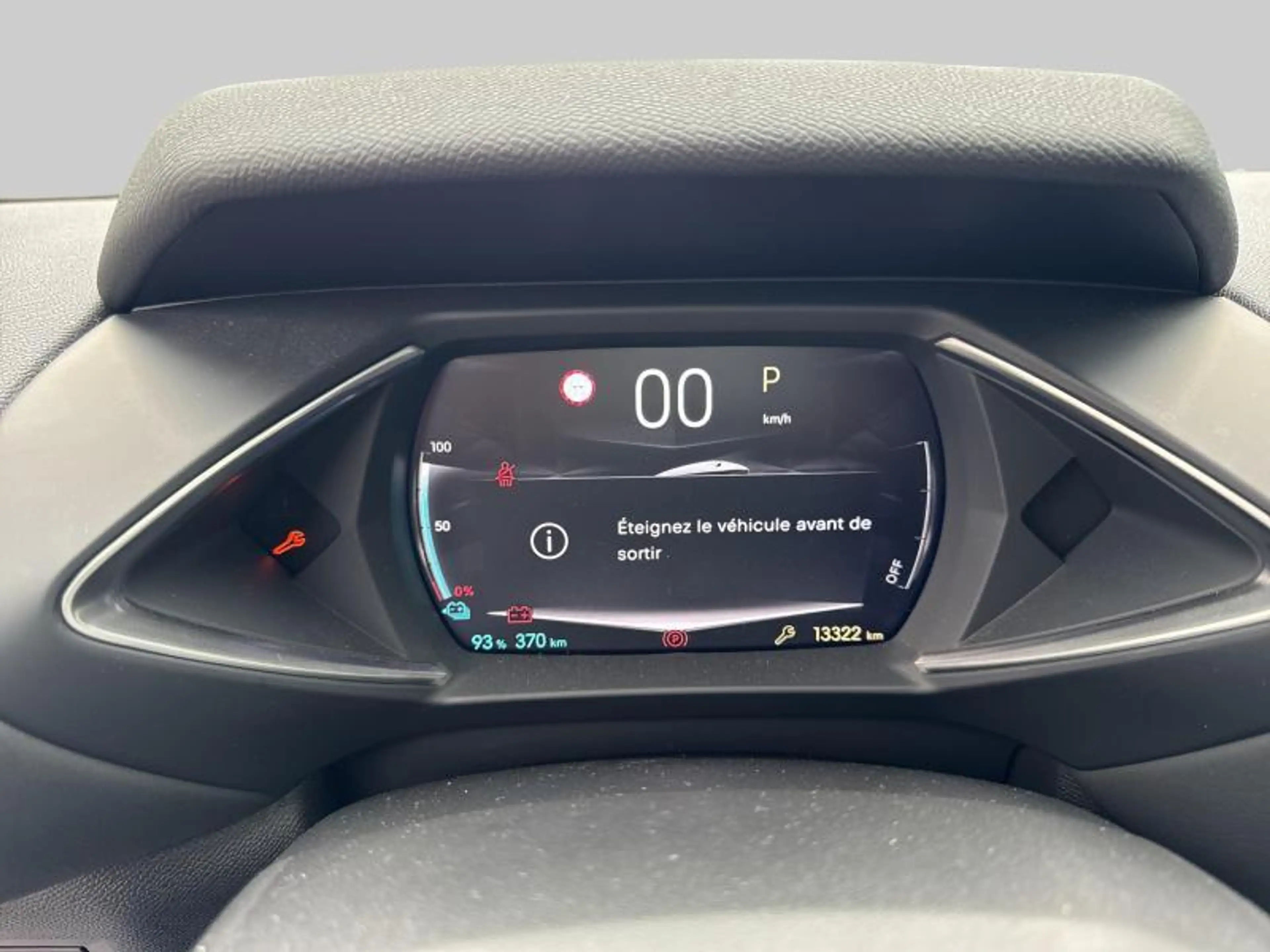 DS Automobiles DS 3 Crossback E-TENSE OPERA — photo 15