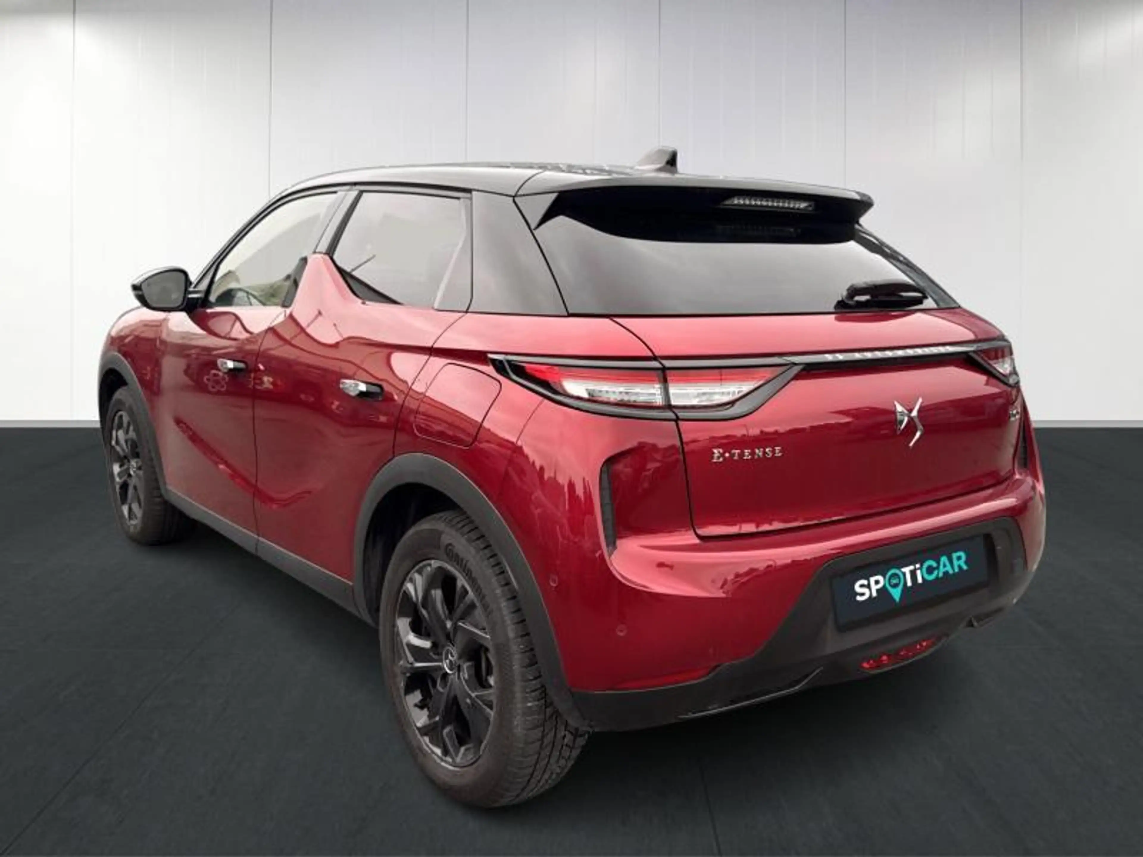 DS Automobiles DS 3 Crossback E-TENSE OPERA — photo 6