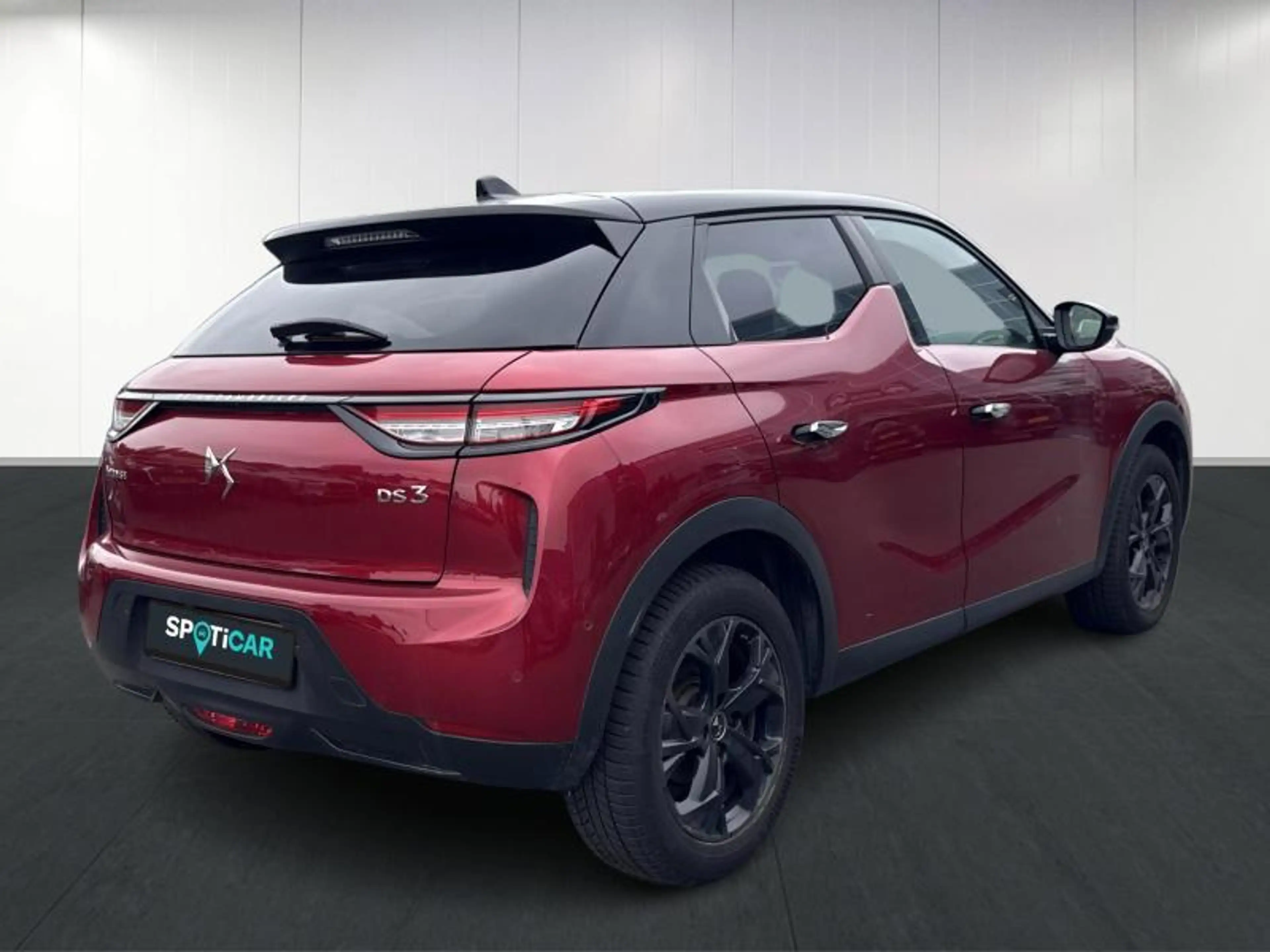 DS Automobiles DS 3 Crossback E-TENSE OPERA — photo 4