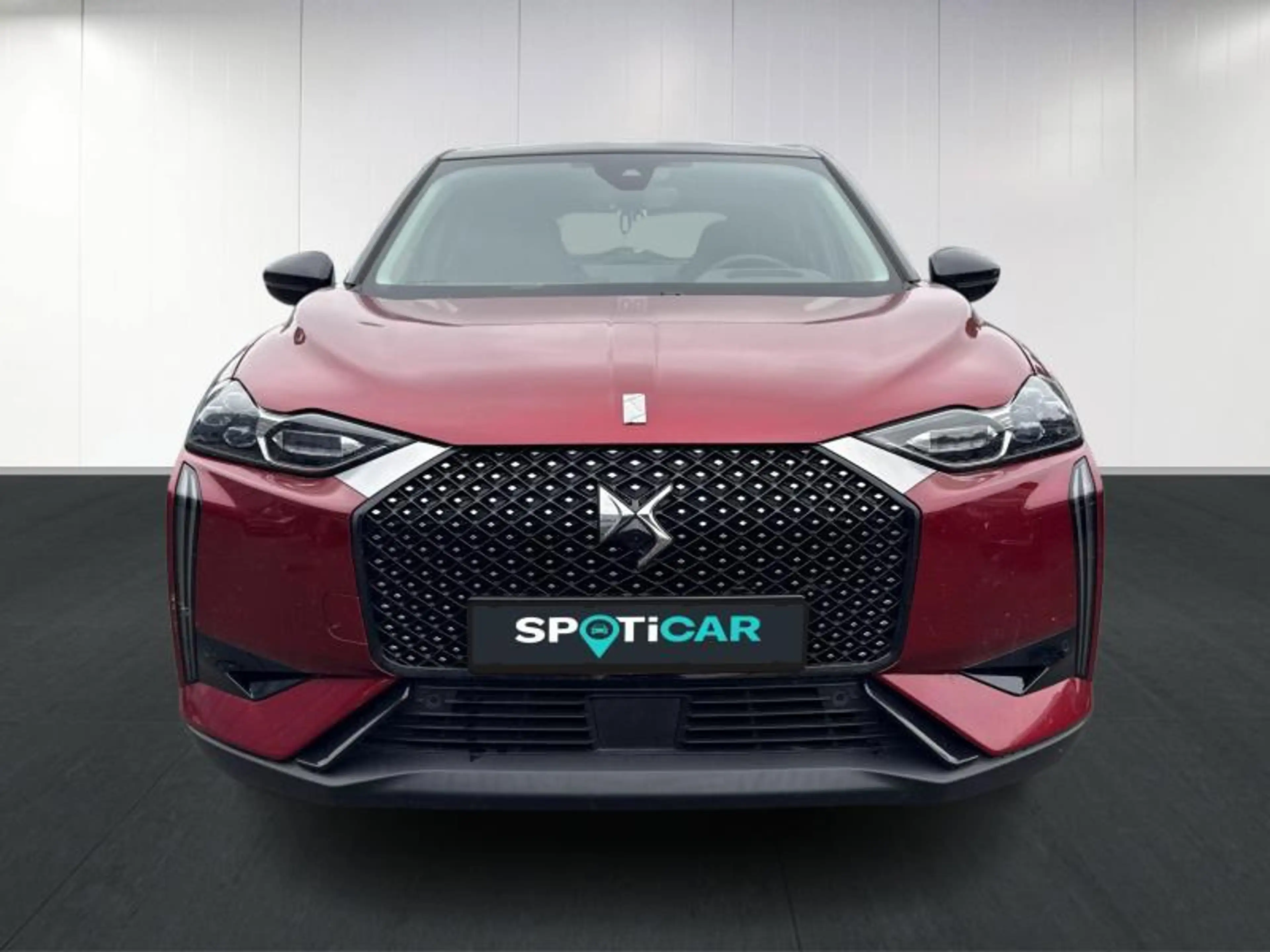 DS Automobiles DS 3 Crossback E-TENSE OPERA — photo 2