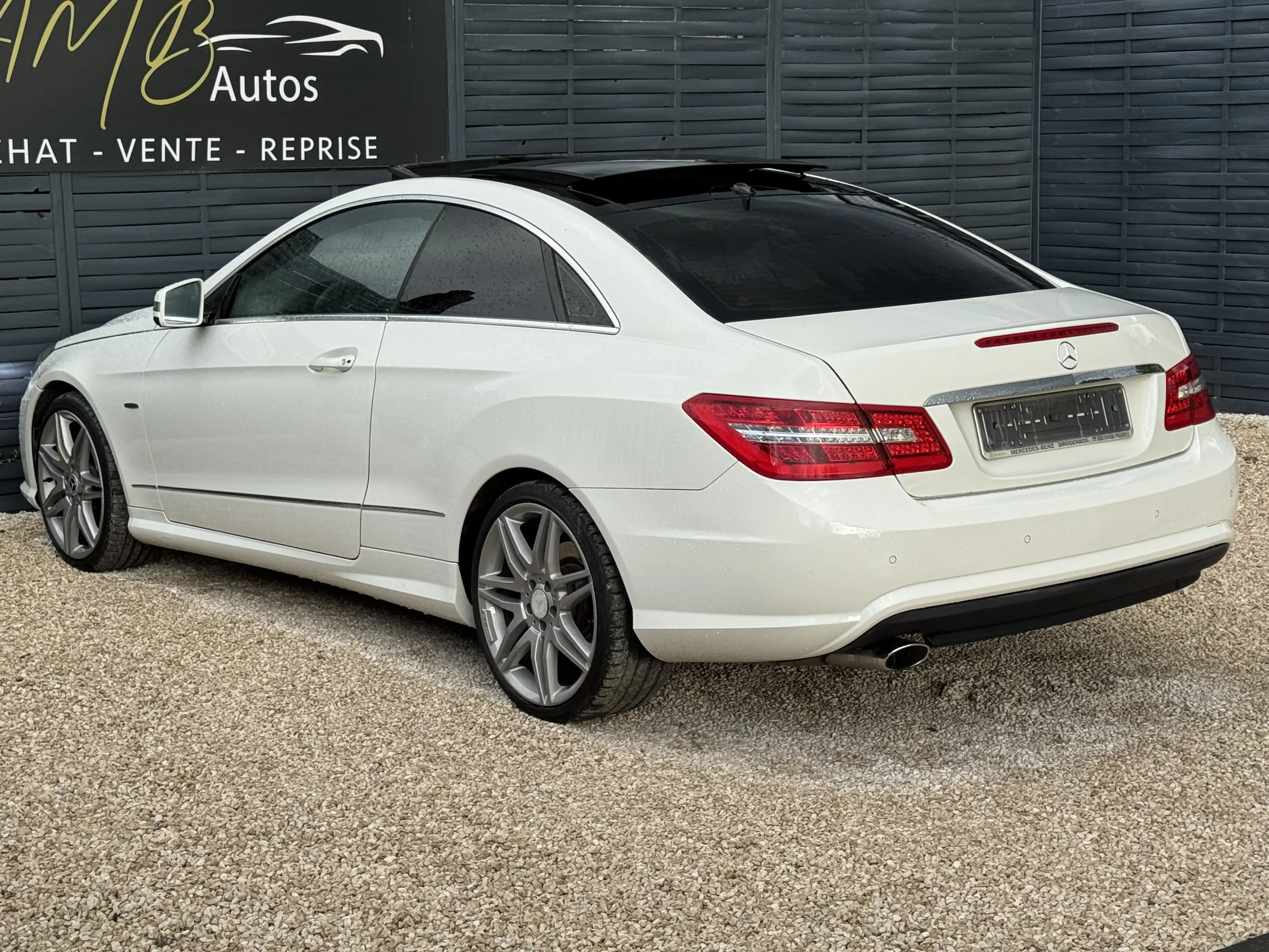 Mercedes-Benz E 250 COUPE E 250 CDI BE Elegance Start/Stop — photo 6
