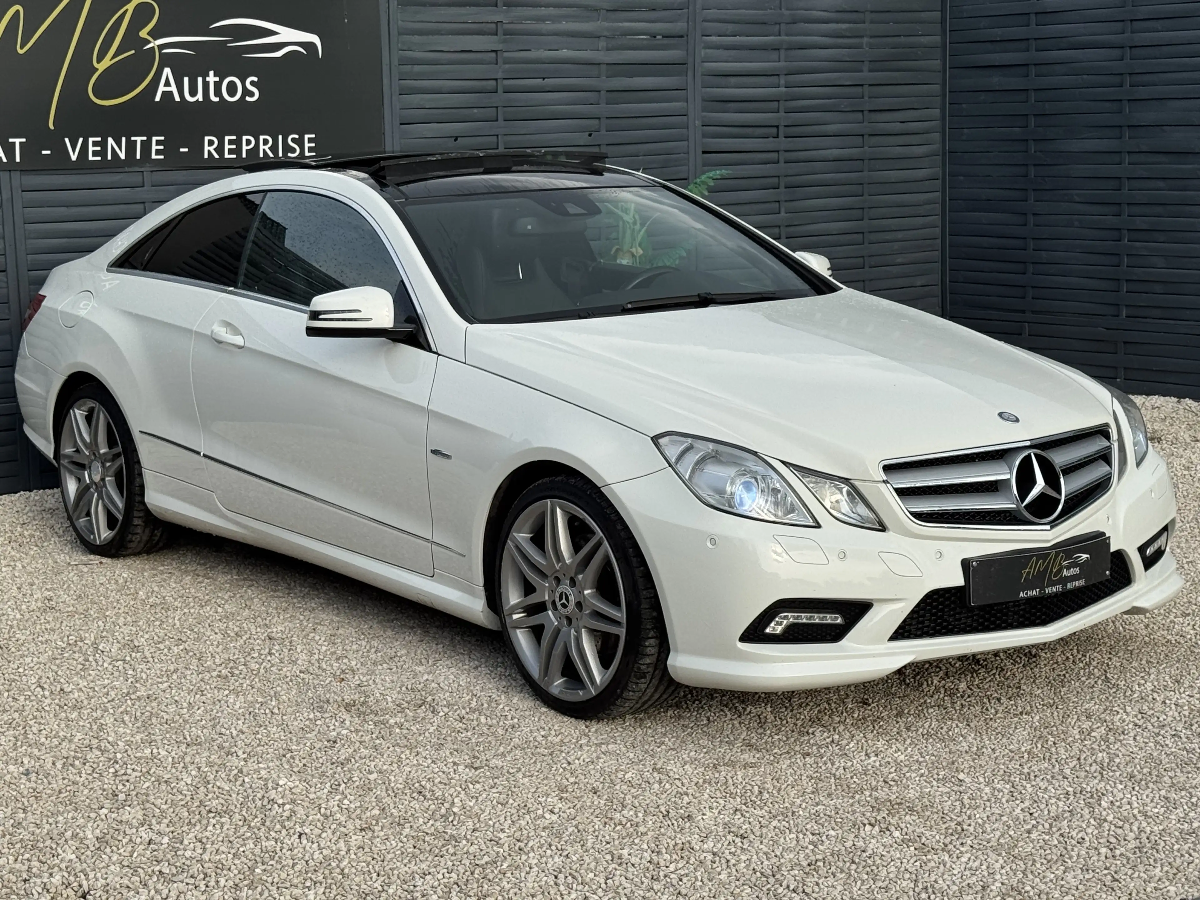 Mercedes-Benz E 250 COUPE E 250 CDI BE Elegance Start/Stop — photo 5