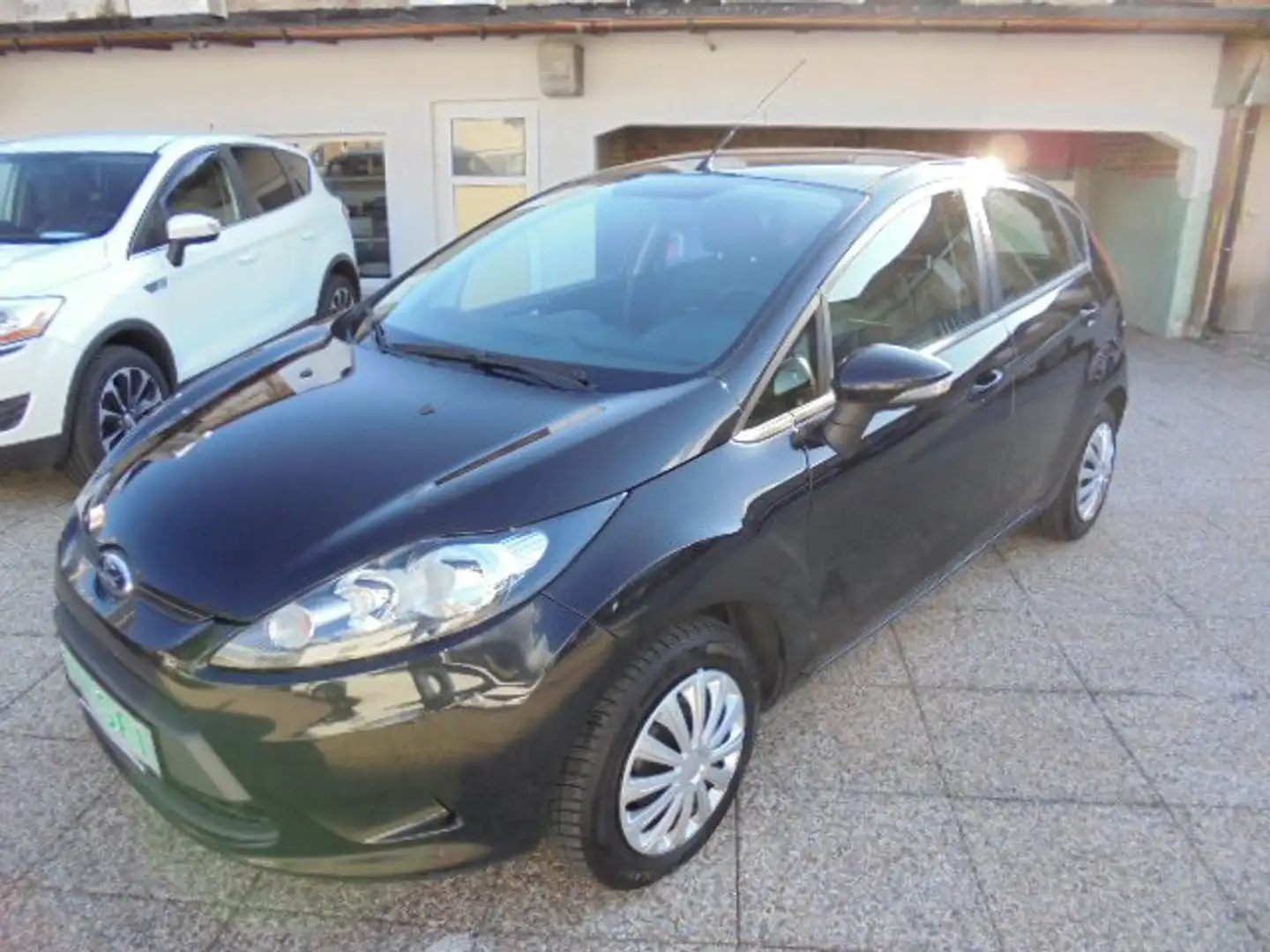 Ford Fiesta Fiesta Trend 1,4 TDCi DPF Trend Schwarz - 1