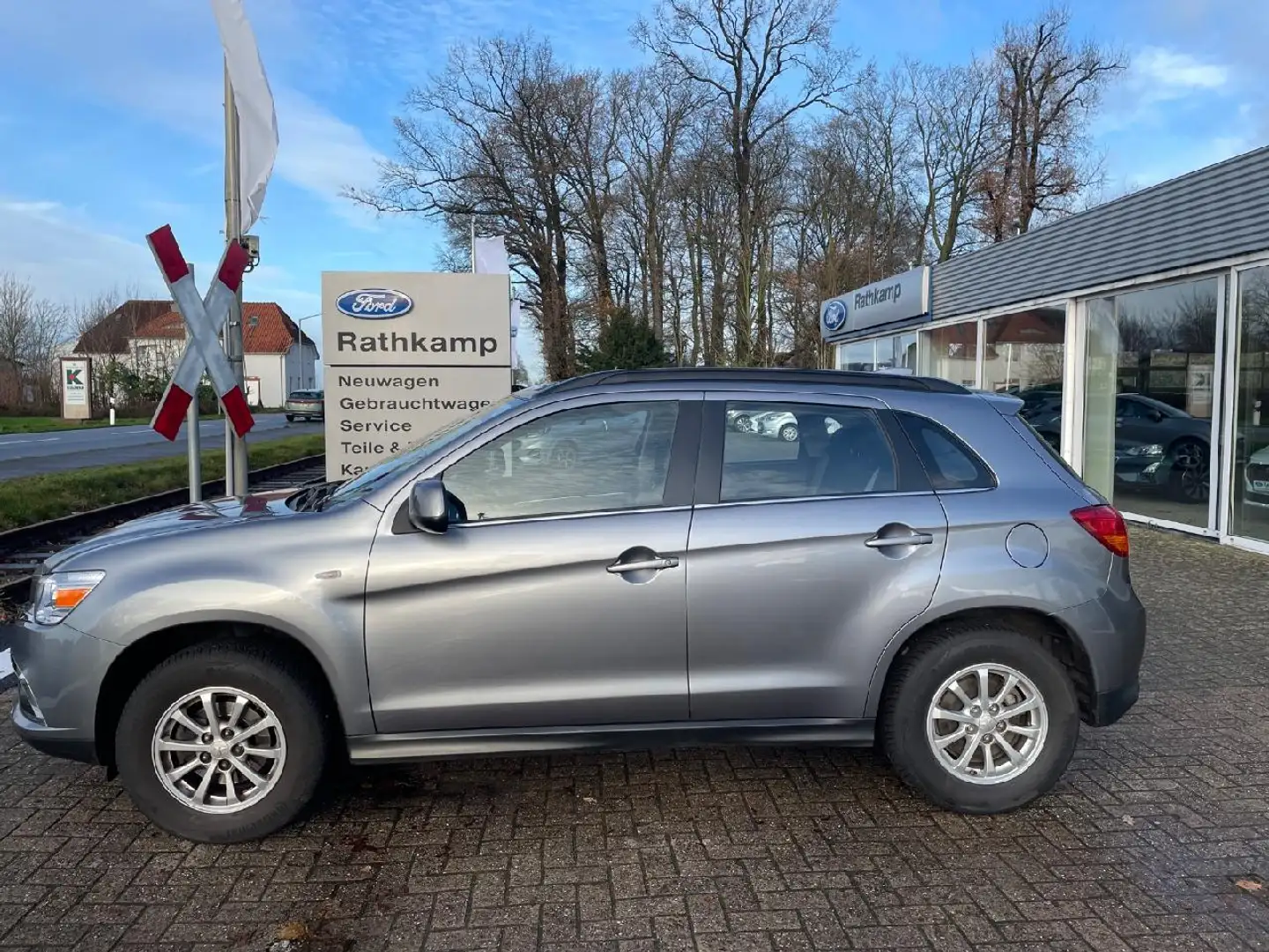 Mitsubishi ASX Plus 2WD - 2