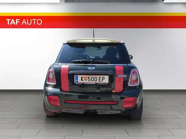 Mini Cooper Cooper view 8