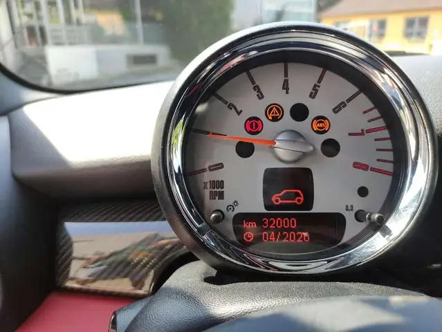 Mini Cooper Cooper view 13