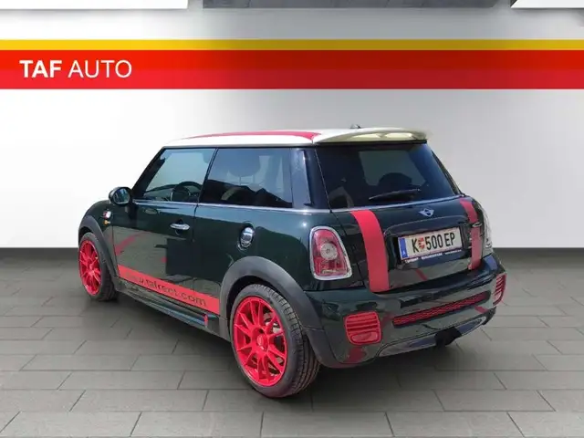 Mini Cooper Cooper view 10