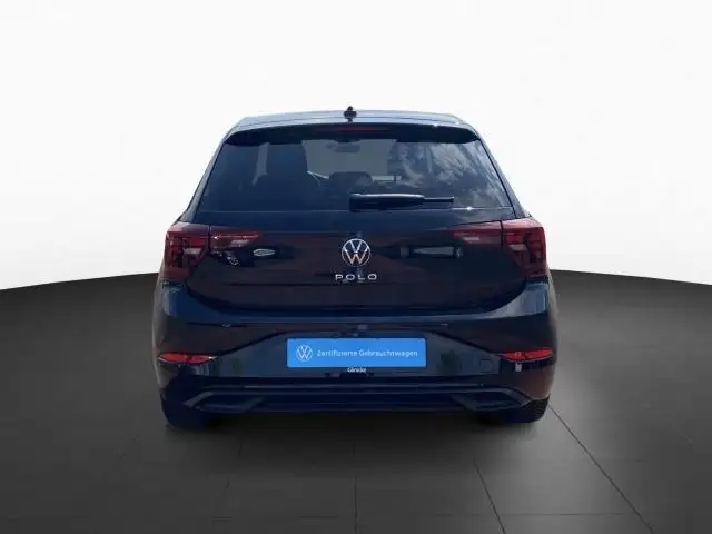 Volkswagen Polo view 4