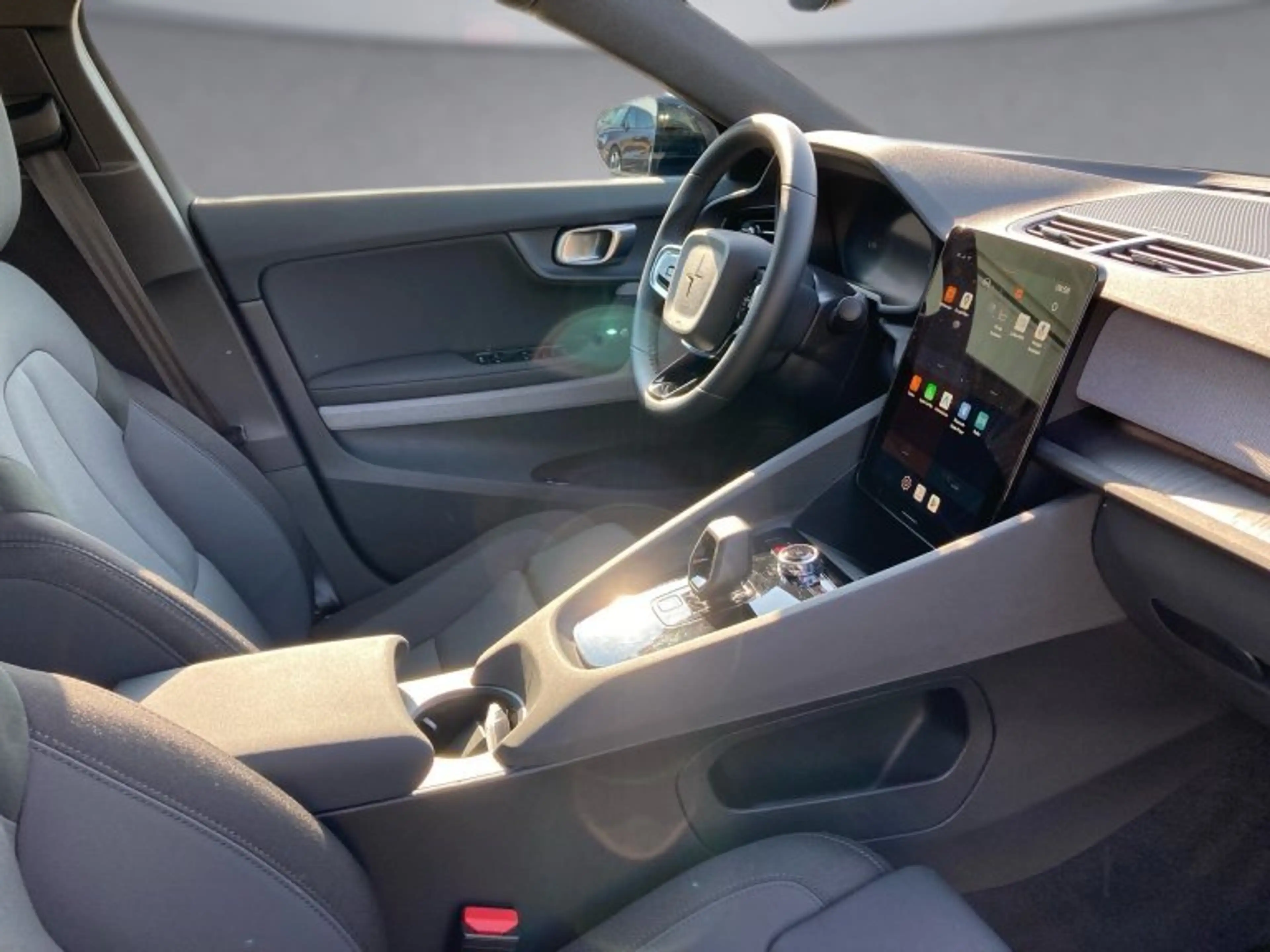 Polestar 2 Polestar 2 Longe Range Dual Motor — photo 11