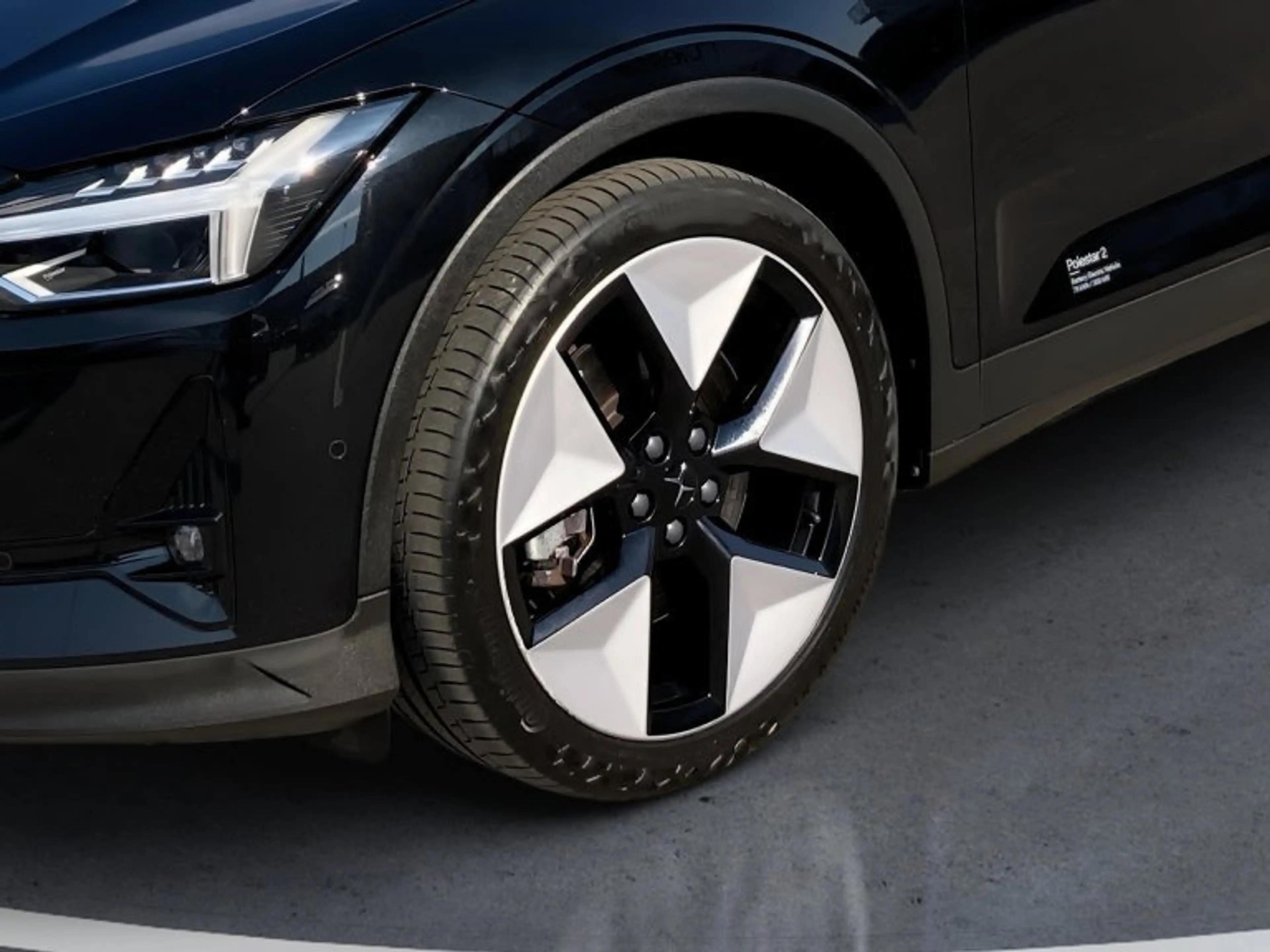 Polestar 2 Polestar 2 Longe Range Dual Motor — photo 8