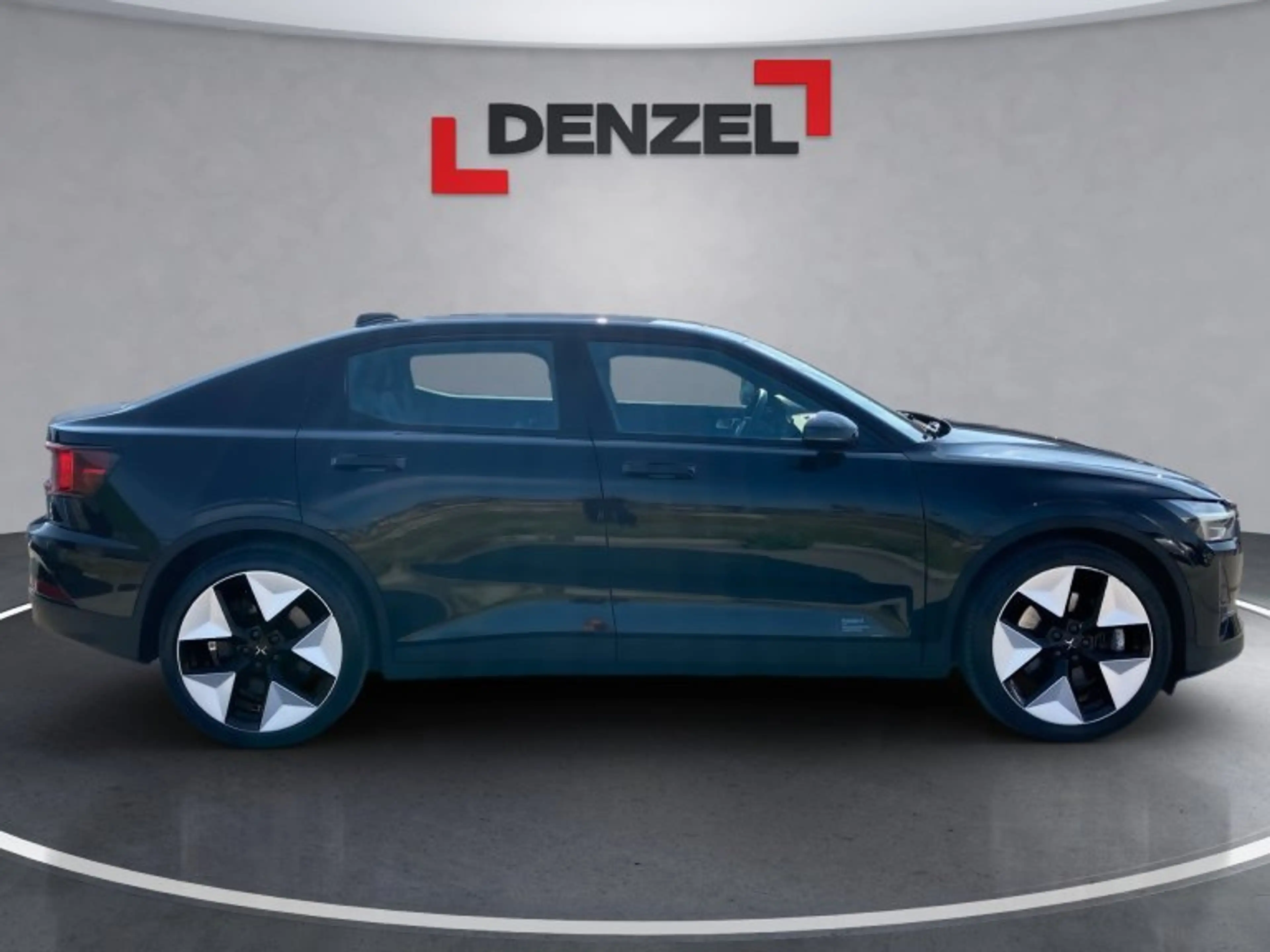 Polestar 2 Polestar 2 Longe Range Dual Motor — photo 5