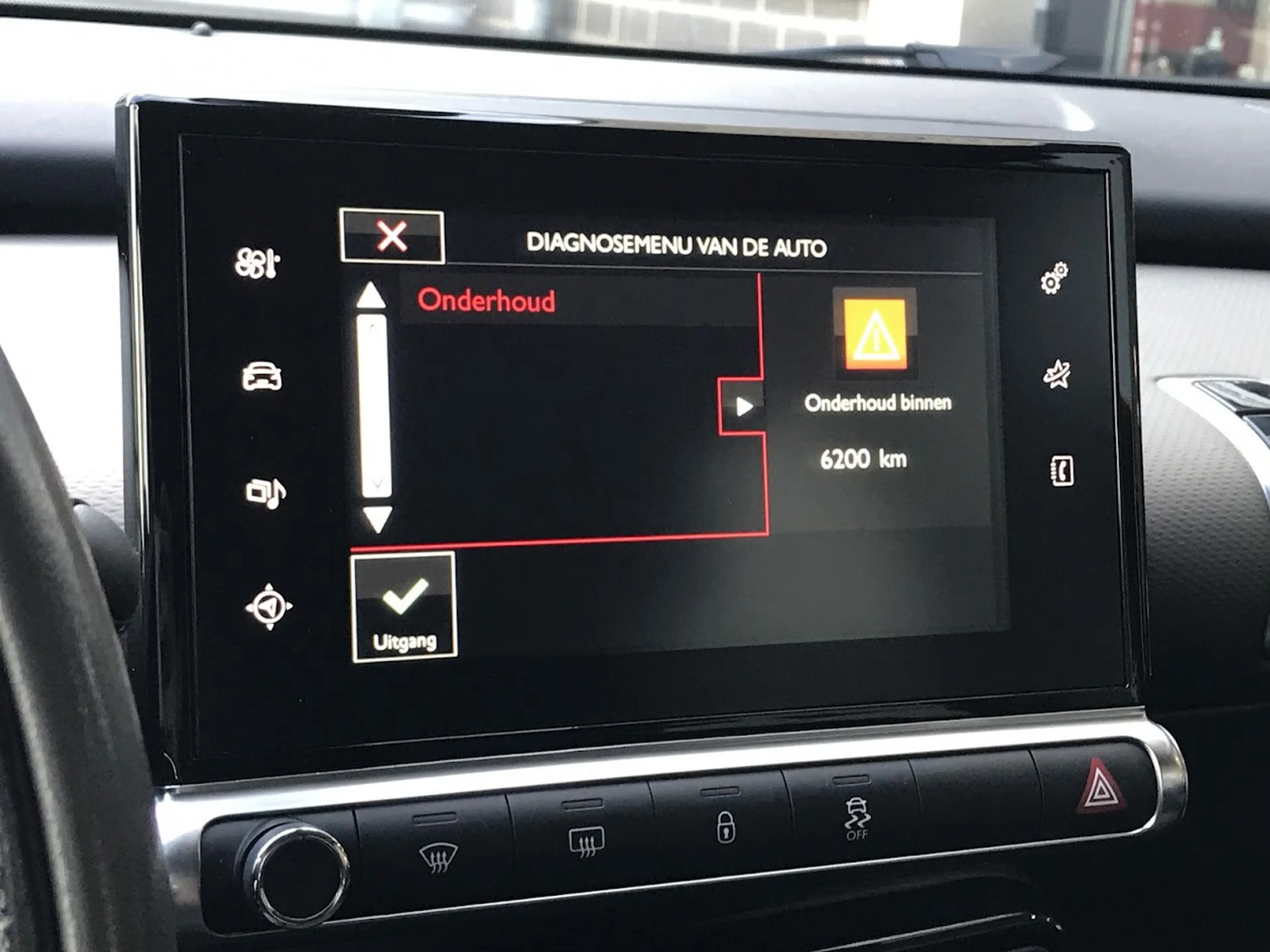 Citroen C4 Cactus 1.2 PureTech Shine|Navi|Cruise|Camera|Automaat|DAB — photo 21