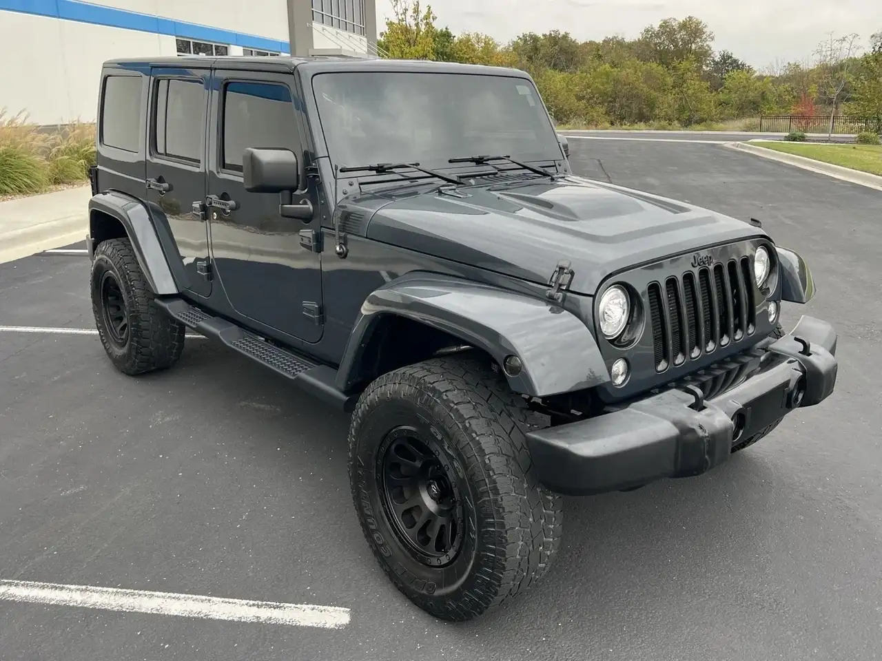Jeep Wrangler снимка Jeep Wrangler