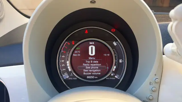Fiat 500 view 12
