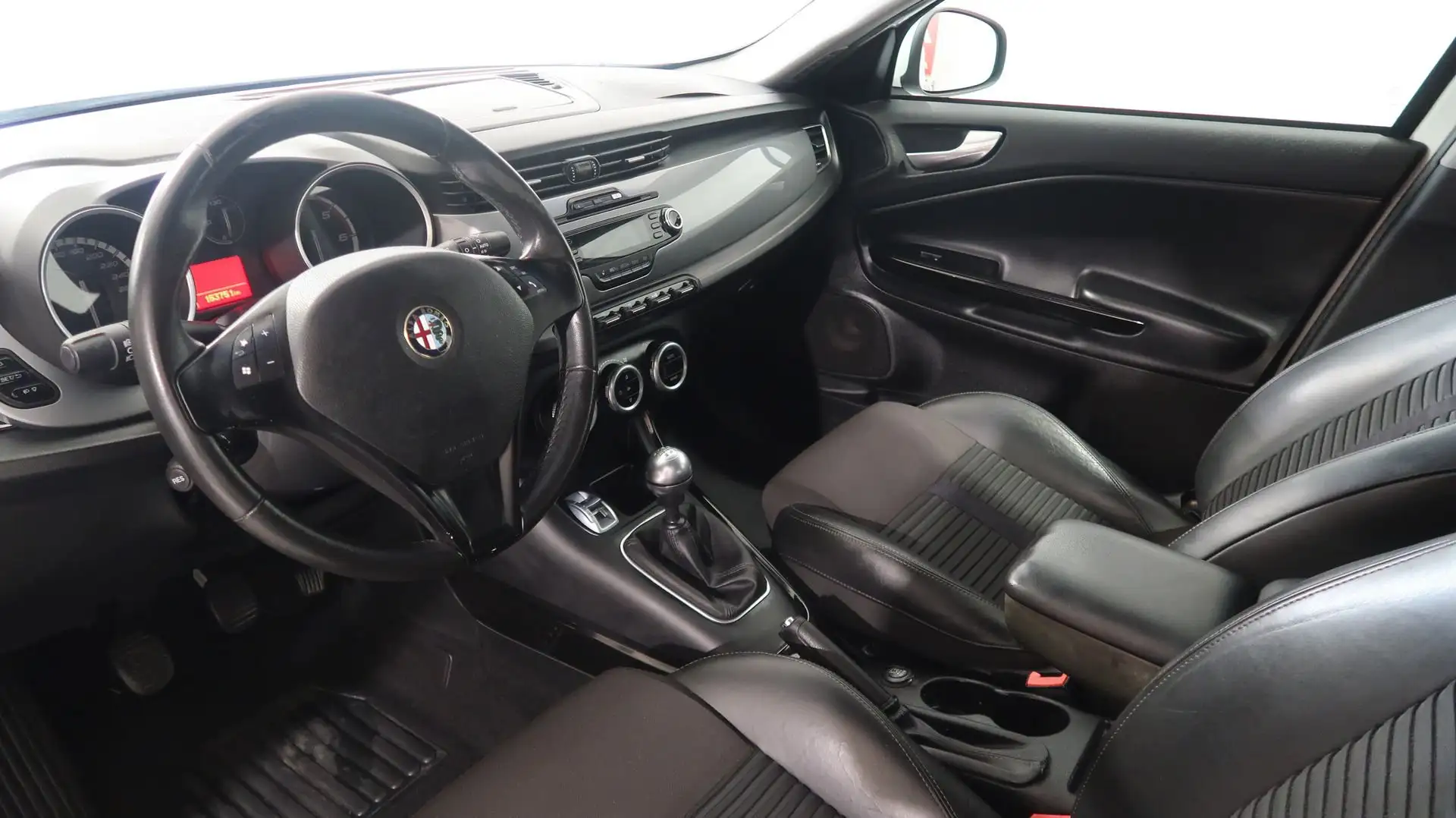 Alfa Romeo Giulietta Giulietta 1.6 JTDm-2 105 CV Distinctive #SENSORI Blanco - 2