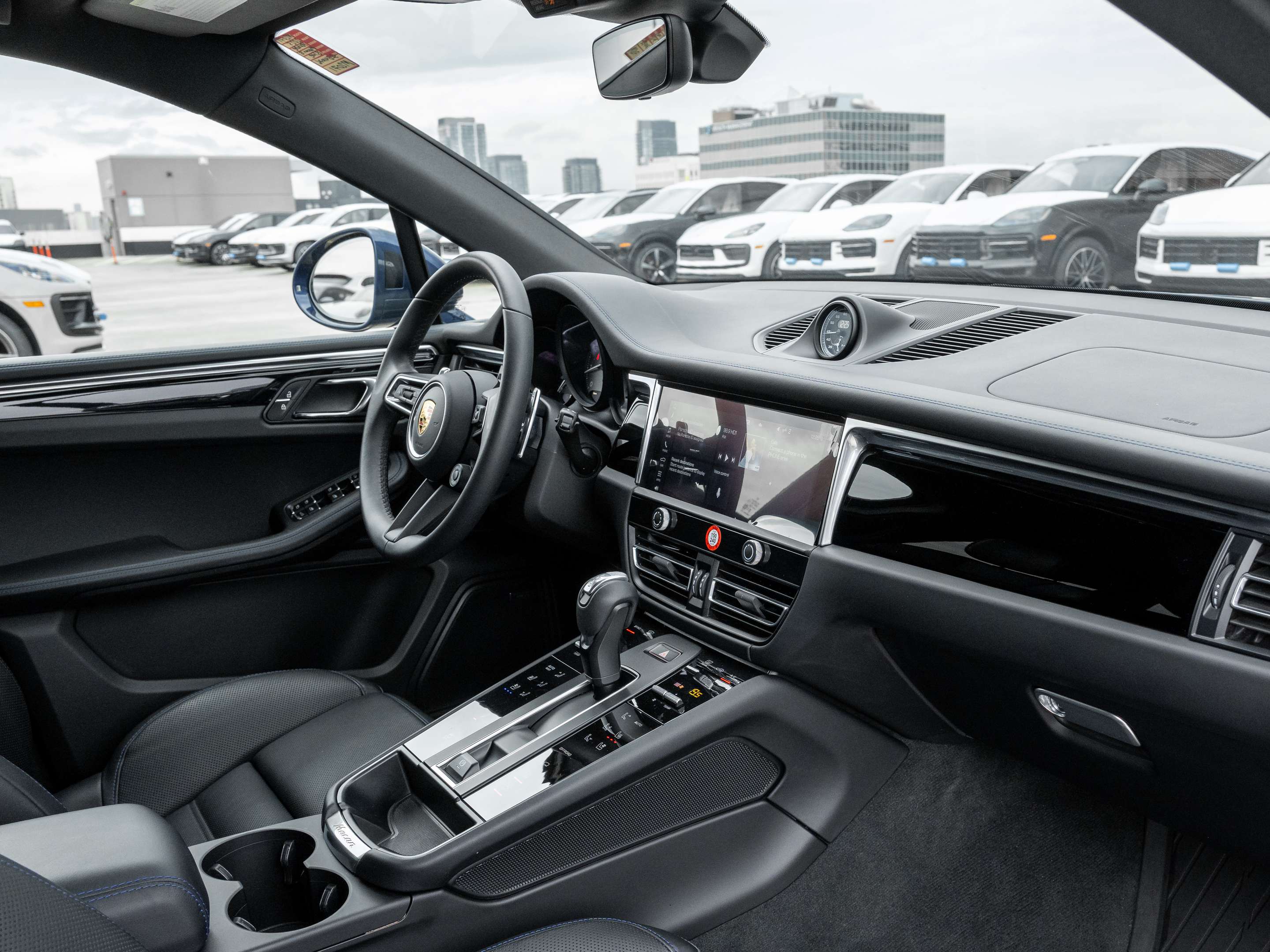 2025 Porsche Macan S | Winter Tire Package Included thumb 30