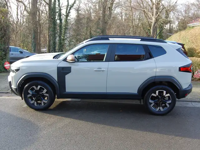 Dacia Duster EXTREME HYBRIDE 140 GPS CAMERA  JA NEUF 15 KMS