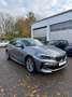 BMW 120 i 5-Türer M Sport AHK eKlappe DrAsist ParkAss Grijs - thumbnail 2
