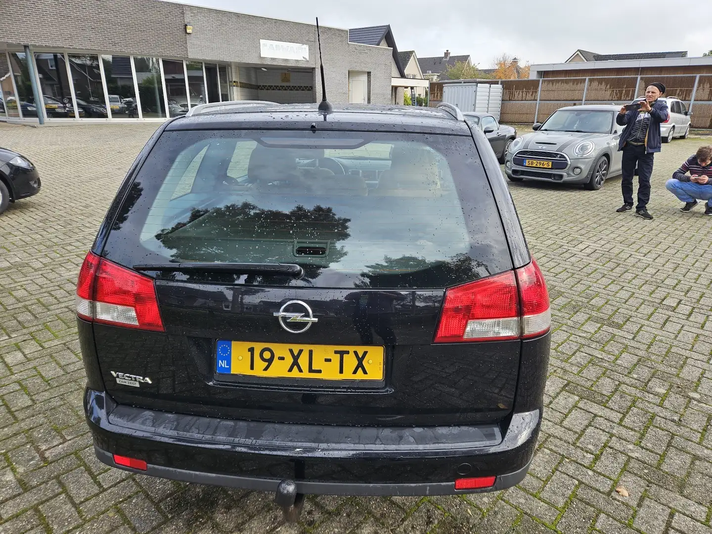 Opel Vectra 1.8 Zwart - 2
