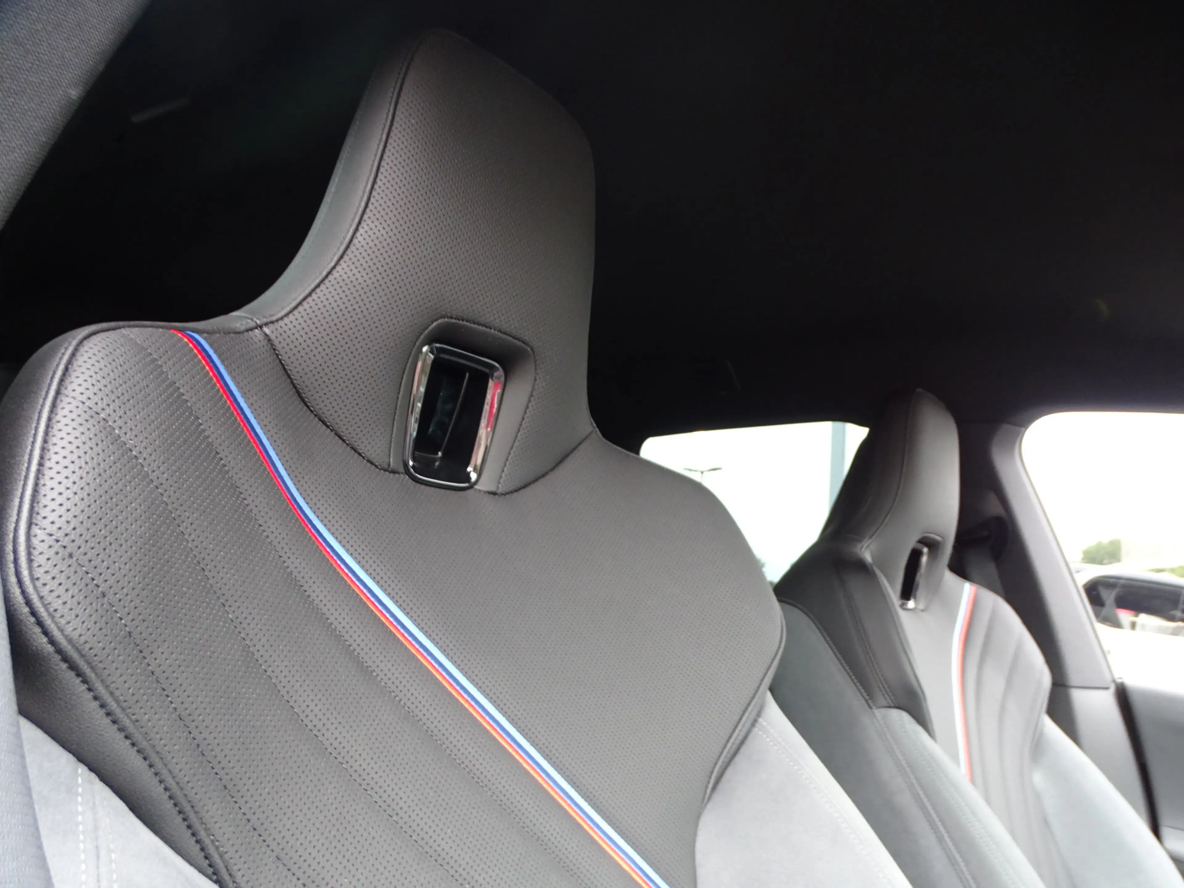BMW iX xDrive45 Innovatiespakket Harman/Kardon M Sportpak — photo 43
