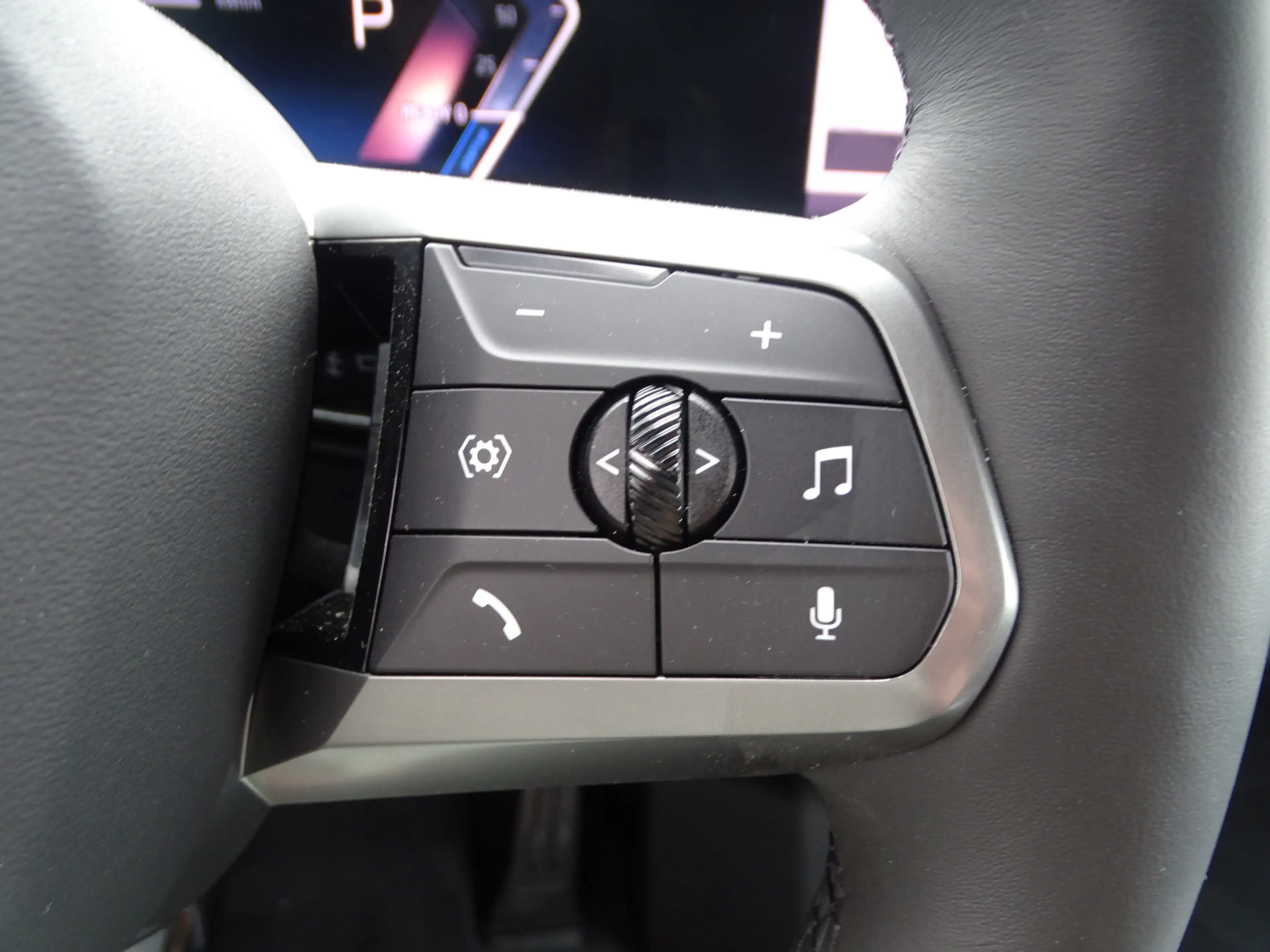 BMW iX xDrive45 Innovatiespakket Harman/Kardon M Sportpak — photo 33