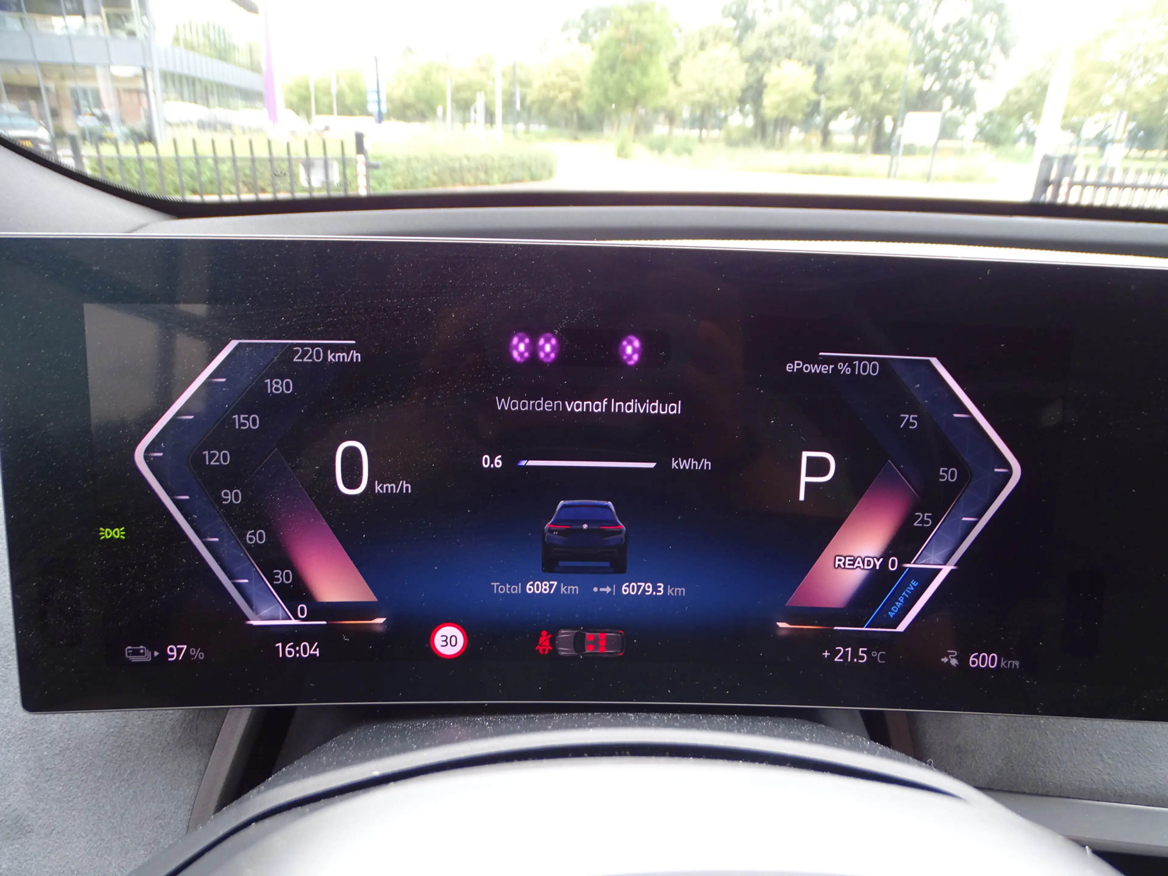 BMW iX xDrive45 Innovatiespakket Harman/Kardon M Sportpak — photo 32