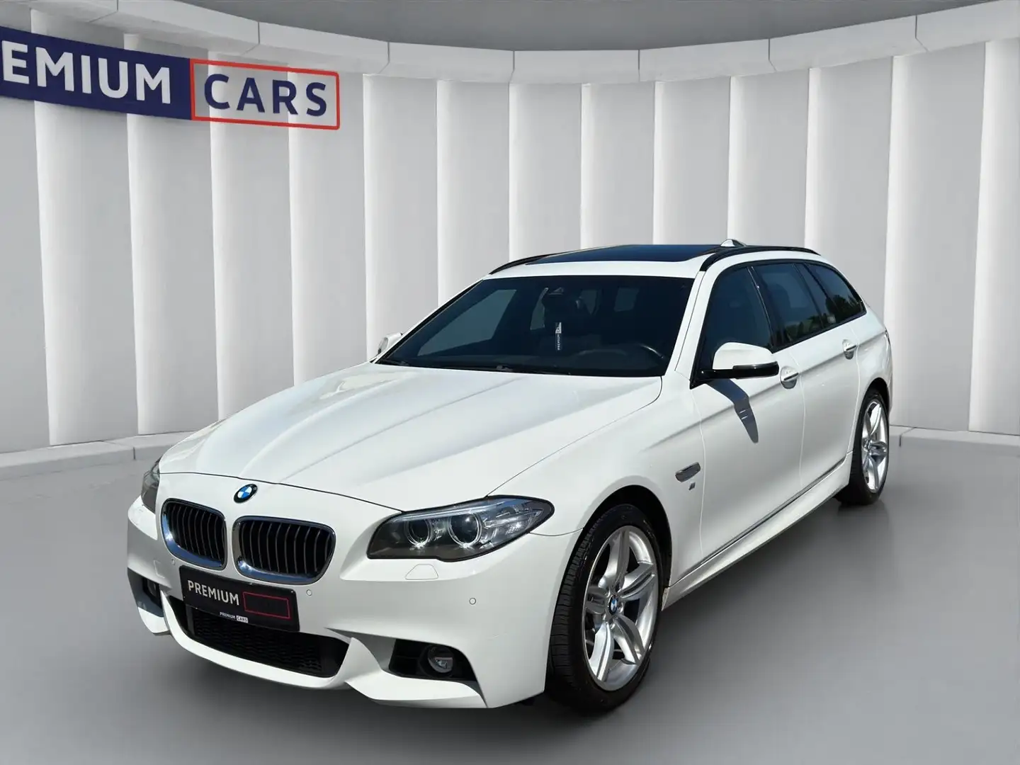BMW 525 d Touring M-Sport *Garantie*Finanzierung* Weiß - 1