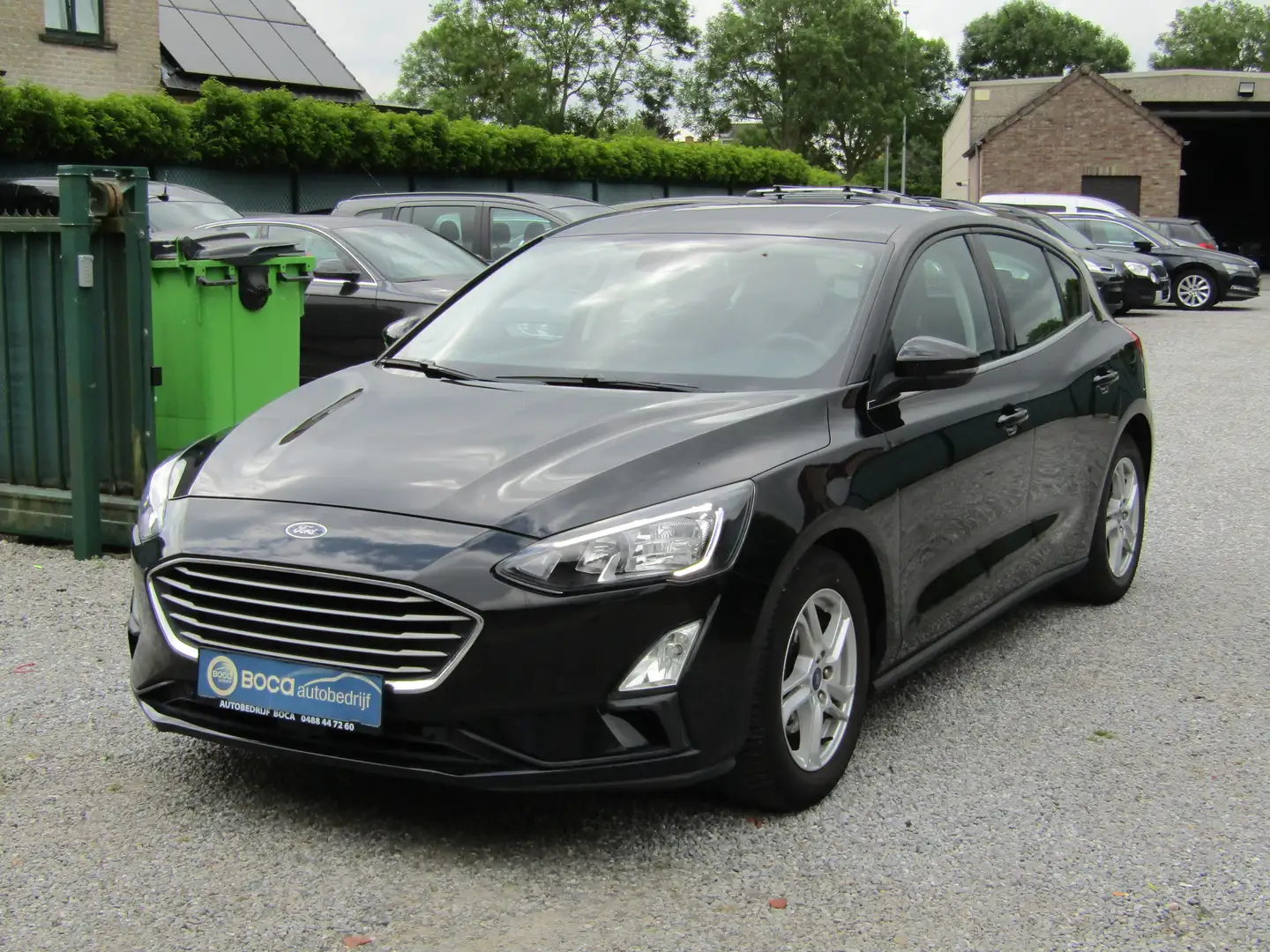 Ford Focus 1.0 EcoBoost Trend Zwart - 1