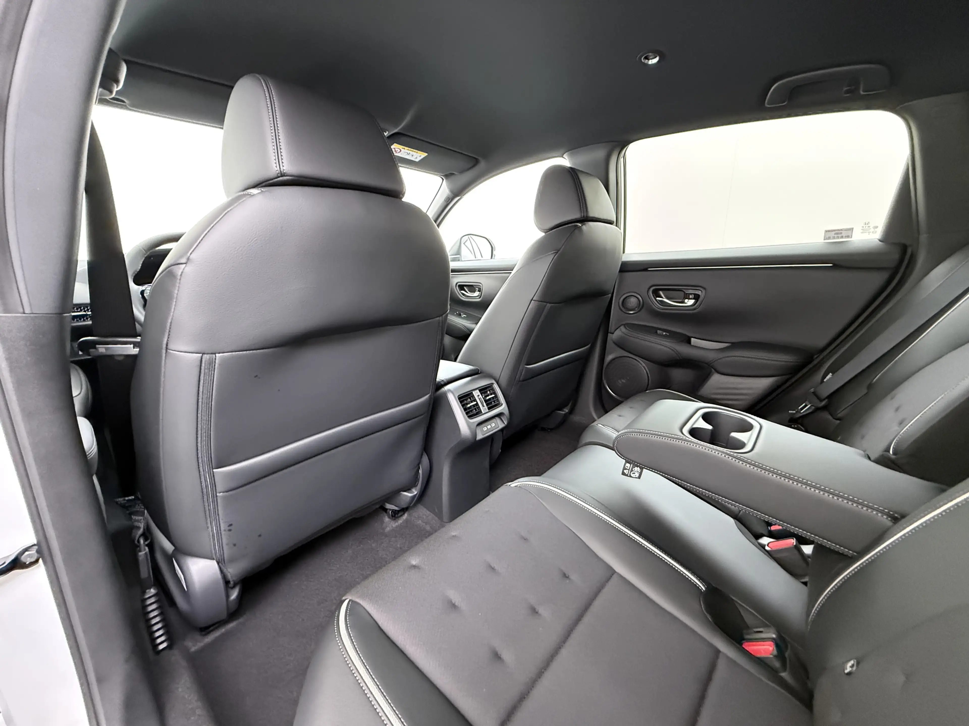 Honda ZR-V 2.0 Full Hybrid 184pk Aut Sport — photo 20
