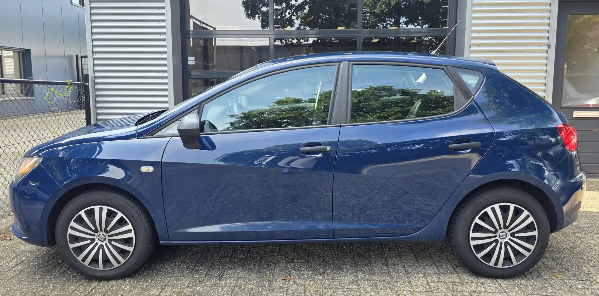 SEAT Ibiza 1.0 MPI Reference **5DRS-BLEUTOOTH-AIRCO** Blue - 2