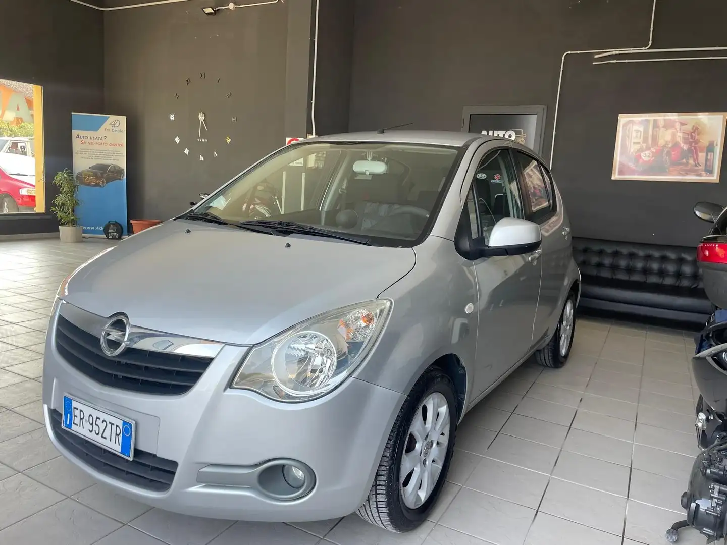 Opel Agila Agila II 2008 1.0 12v Ecotec s Gris - 1