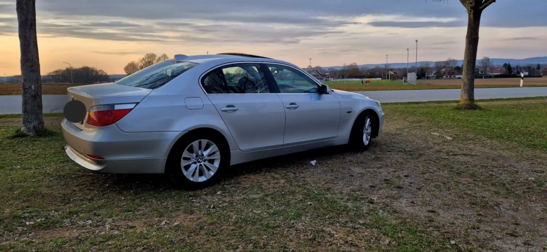 BMW 525 525i - 2