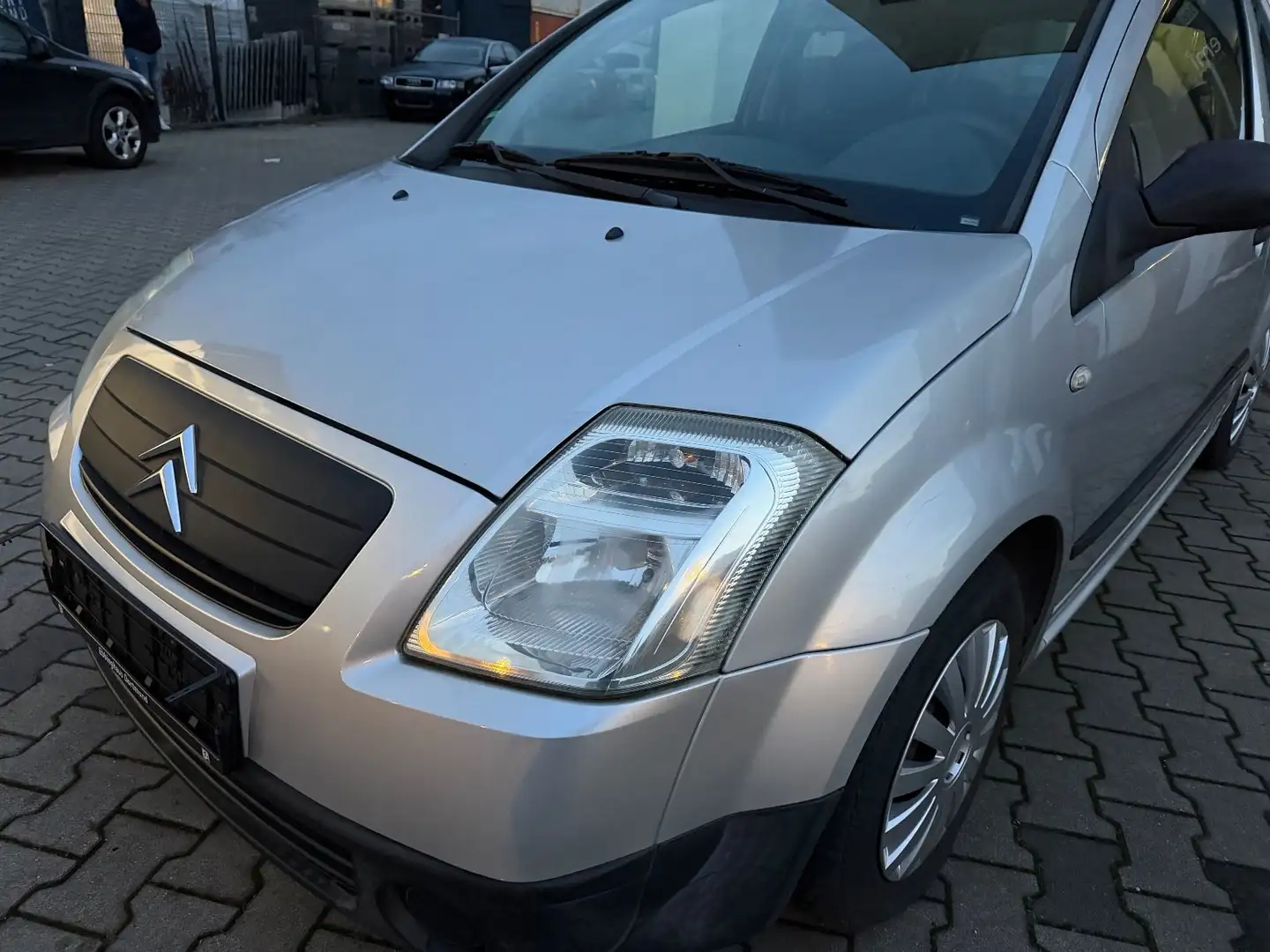 Citroen C2 Advance * TÜV Neu * Grau - 2