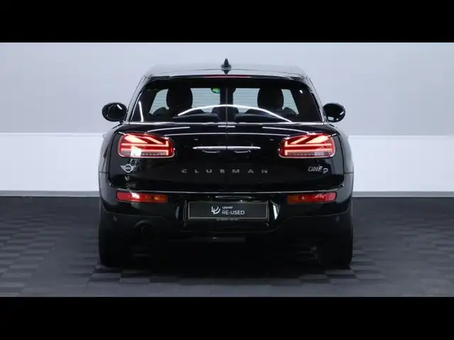 Mini Clubman view 6