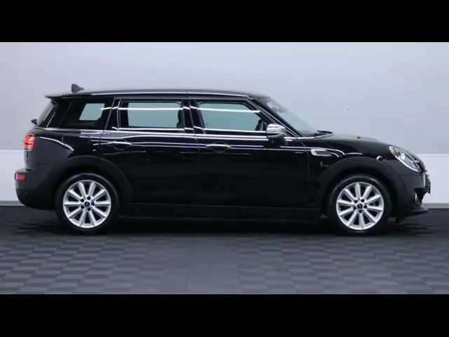 Mini Clubman view 4