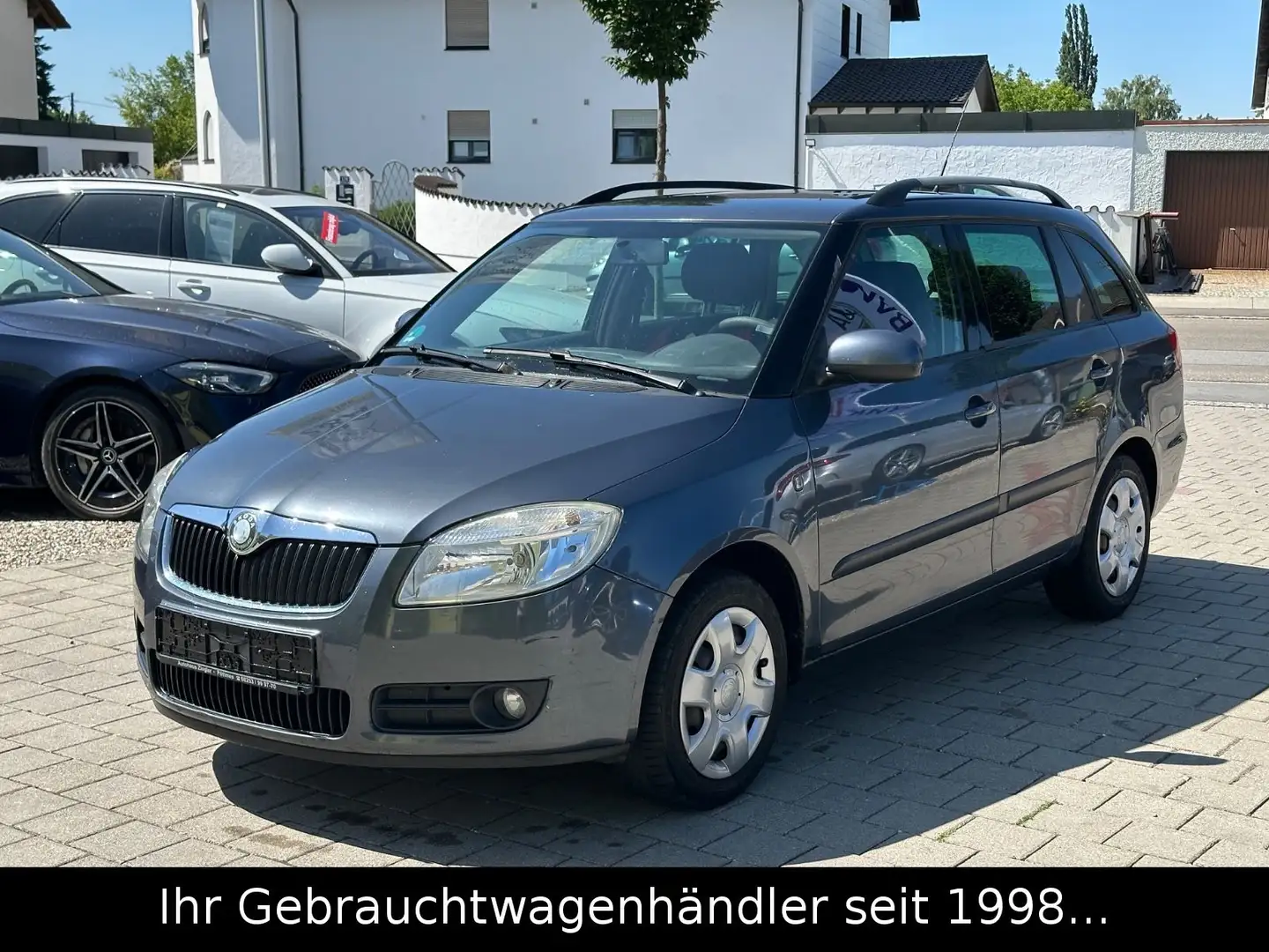 Skoda Fabia 1.4 Combi Ambiente *TÜV NEU/AHK/KLIMA* Grau - 1