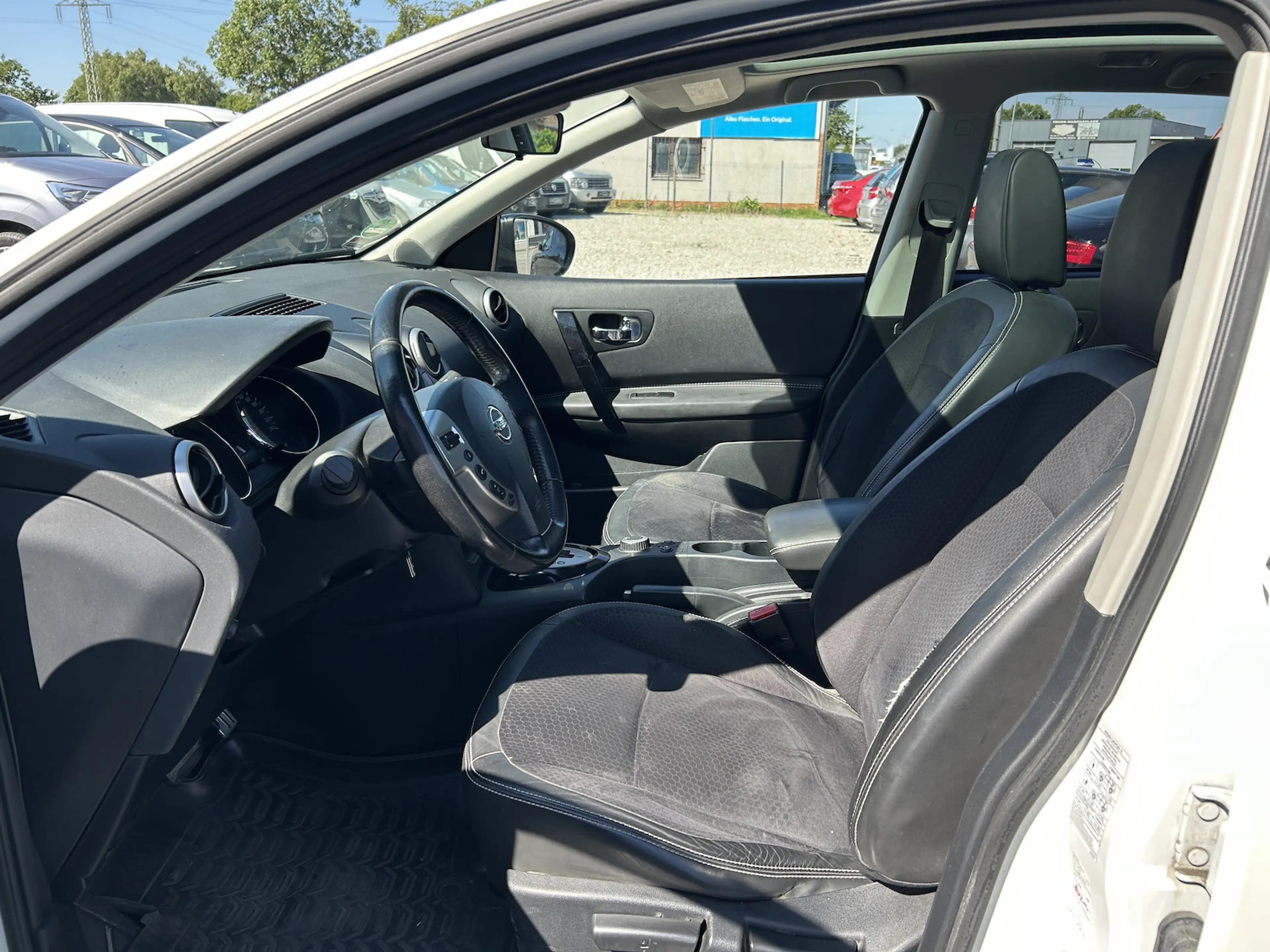Nissan Qashqai+2 Qashqai+2 2.0 dCi 360° 4X4 Aut.7-Sitzer AHK SHZ PD — photo 8