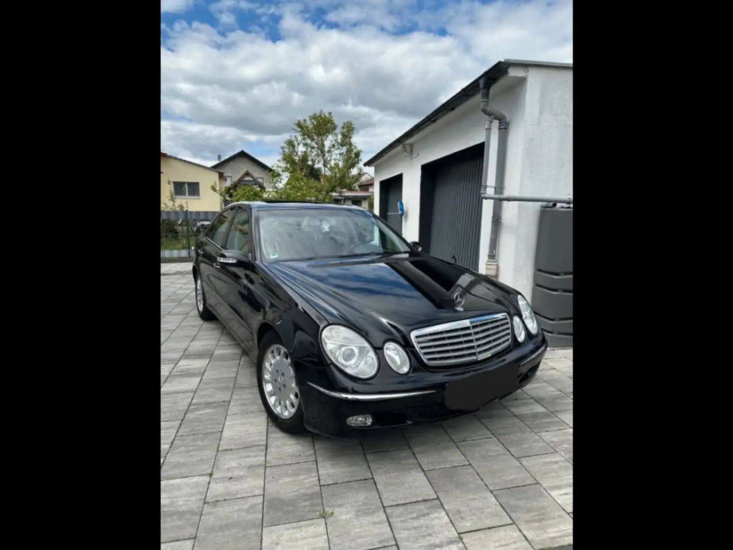 Mercedes-Benz E 240 4Matic Elegance - 1