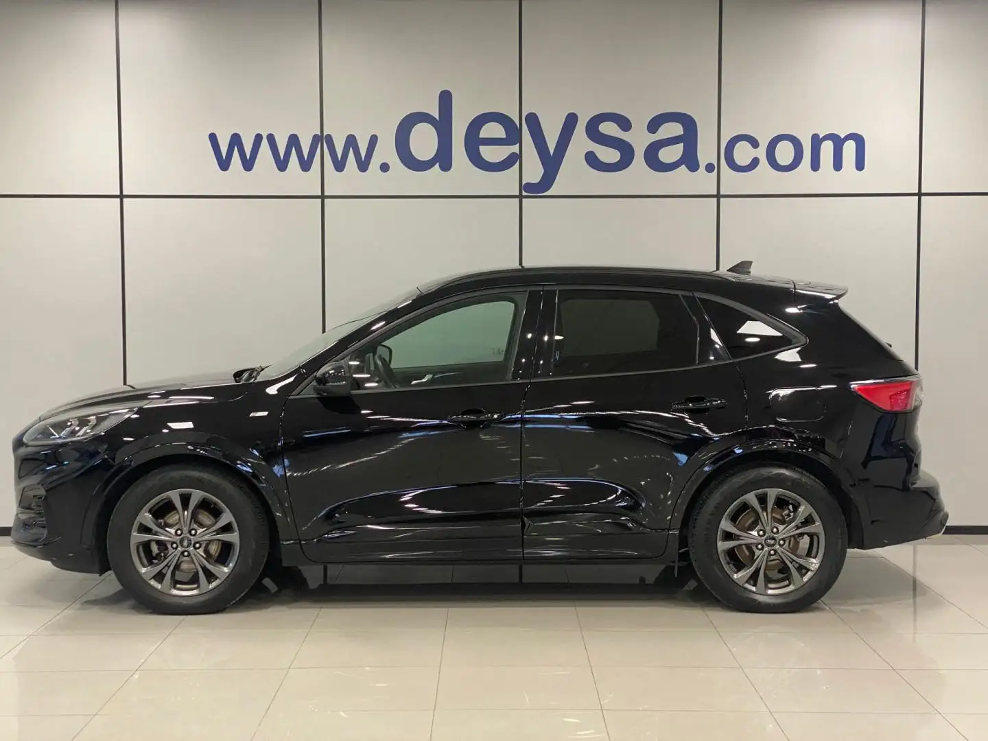 Ford Kuga 1.5 EcoBlue ST-Line FWD 120 Negro - 2