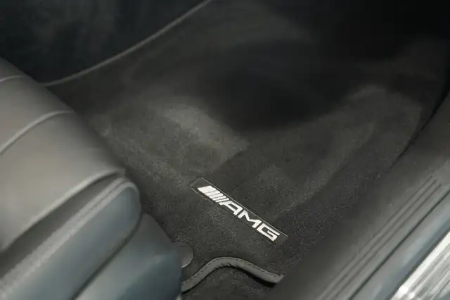 Mercedes-Benz E Class view 15