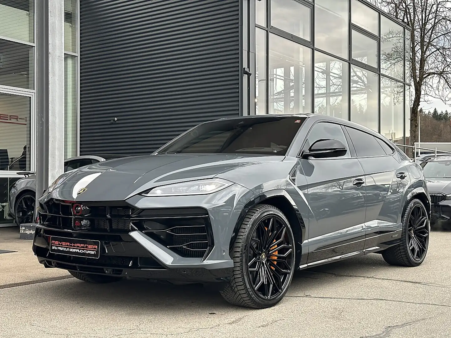 Lamborghini Urus URUS SE Grau - 2