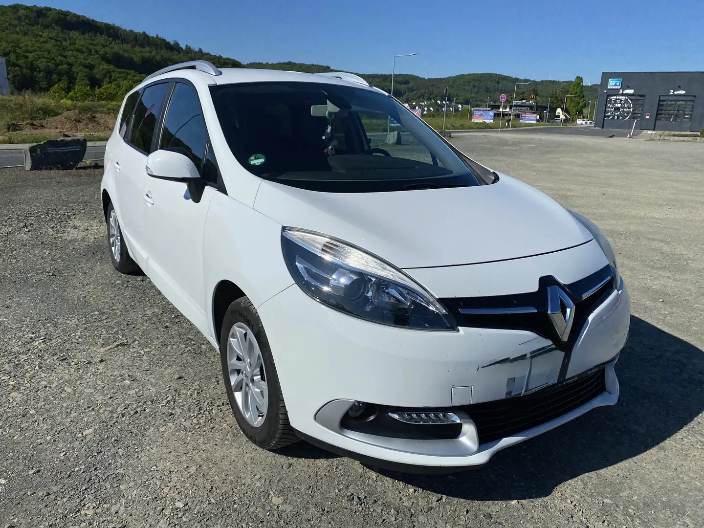 Renault Grand Scenic 7-Sitzer, Energy dCi 110 S&S Bose Edition Weiß - 1