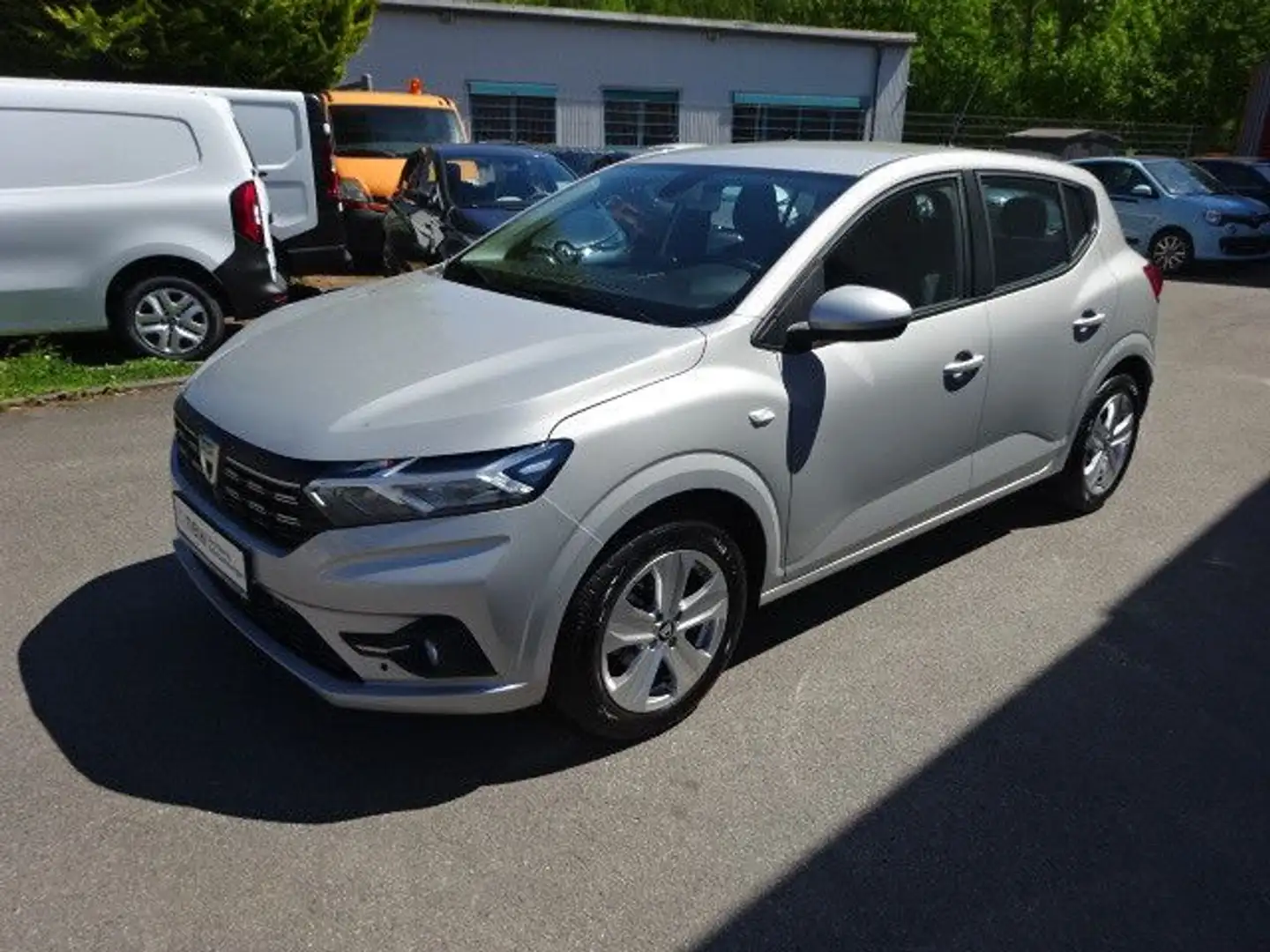 Dacia Sandero III Comfort TCe 100 ECo-G Grau - 1
