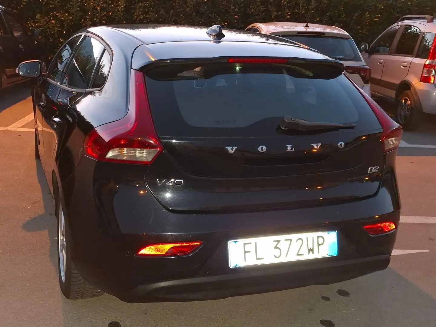 Volvo V40 V40 II 2012 1.6 d2 Momentum Nero - 2