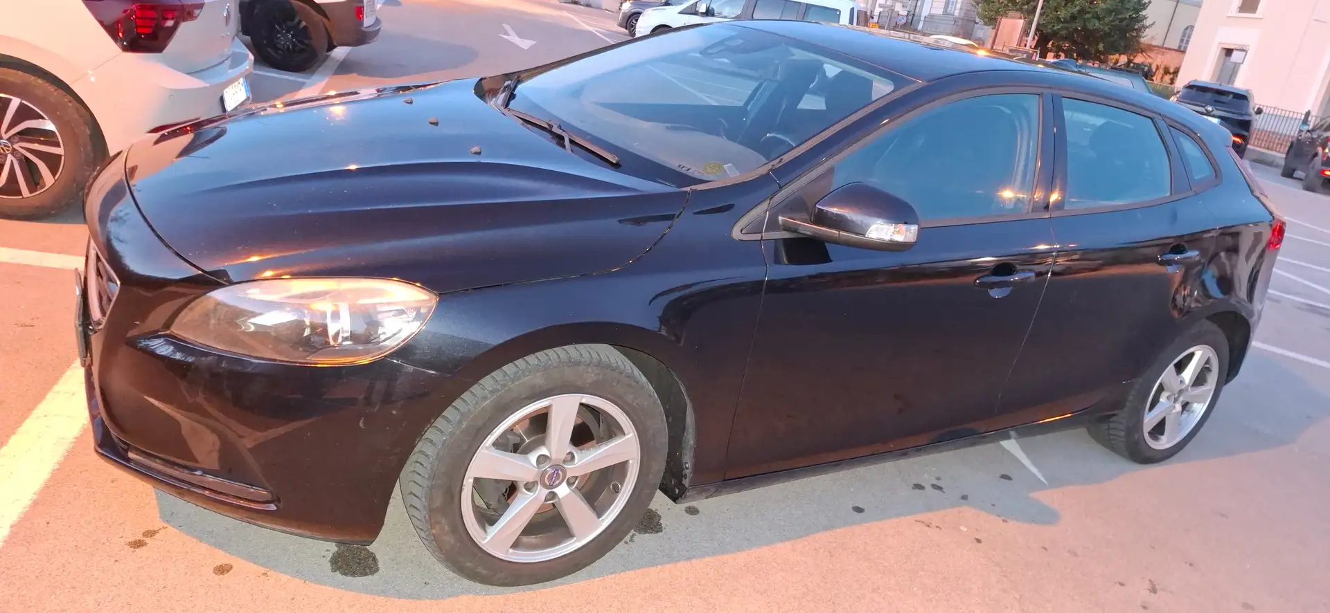 Volvo V40 V40 II 2012 1.6 d2 Momentum Nero - 1