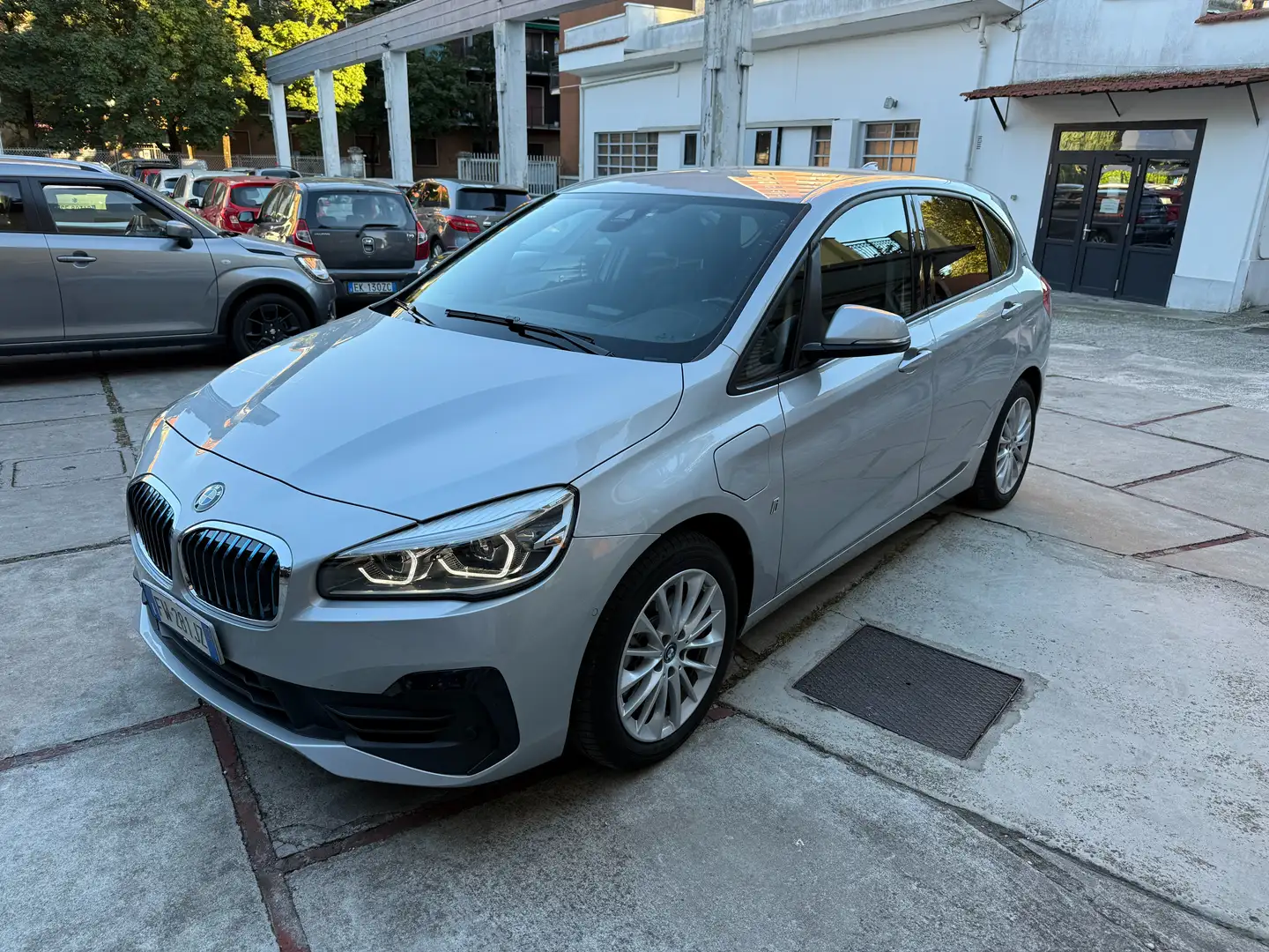BMW 225 Tourer 225xe Active iPerformance Sport auto Argento - 1