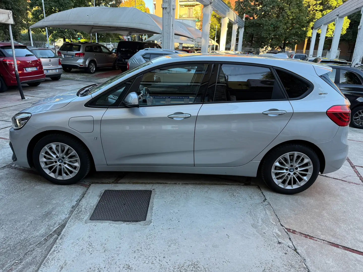 BMW 225 Tourer 225xe Active iPerformance Sport auto Argento - 2